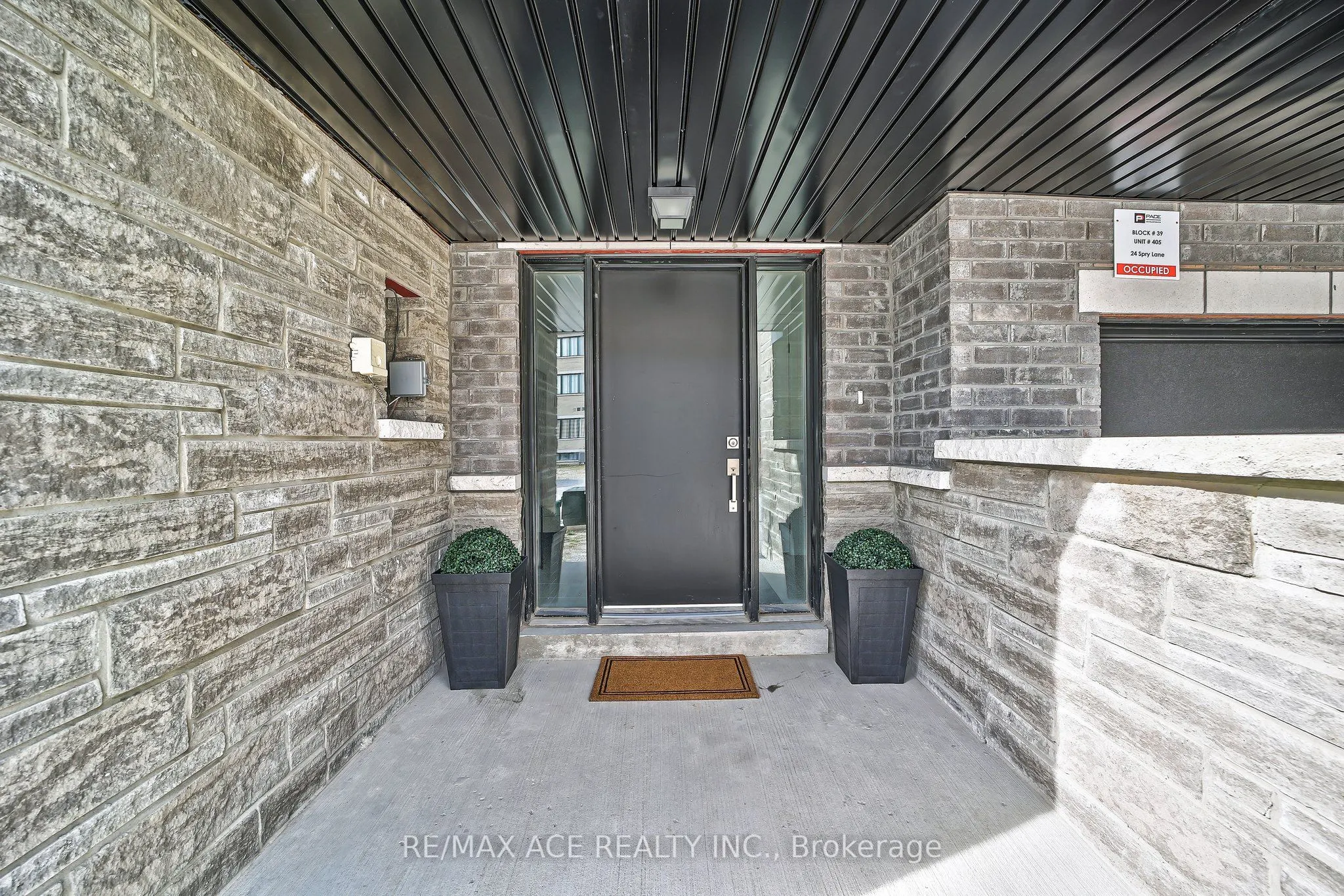 24 Spry Lane