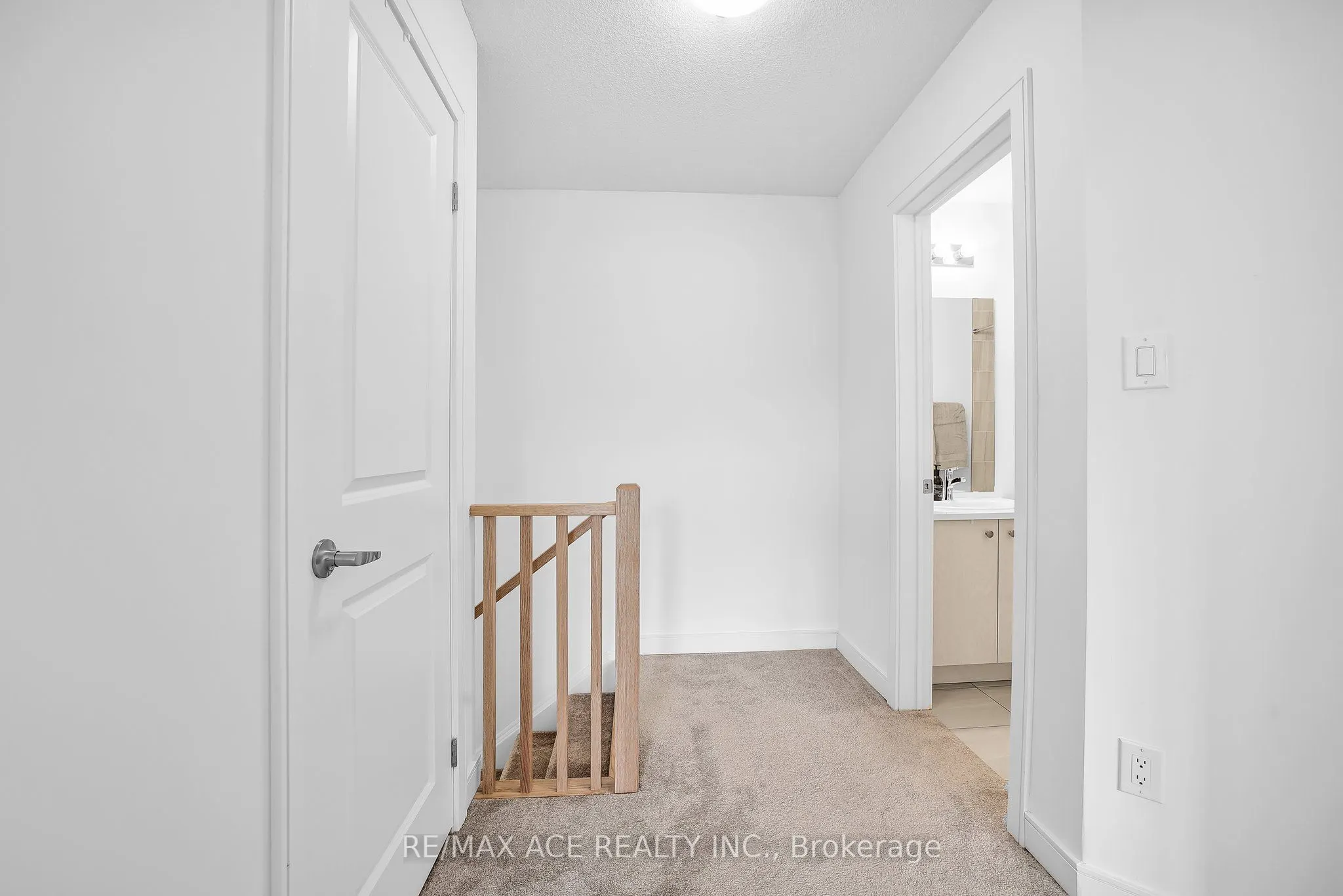24 Spry Lane