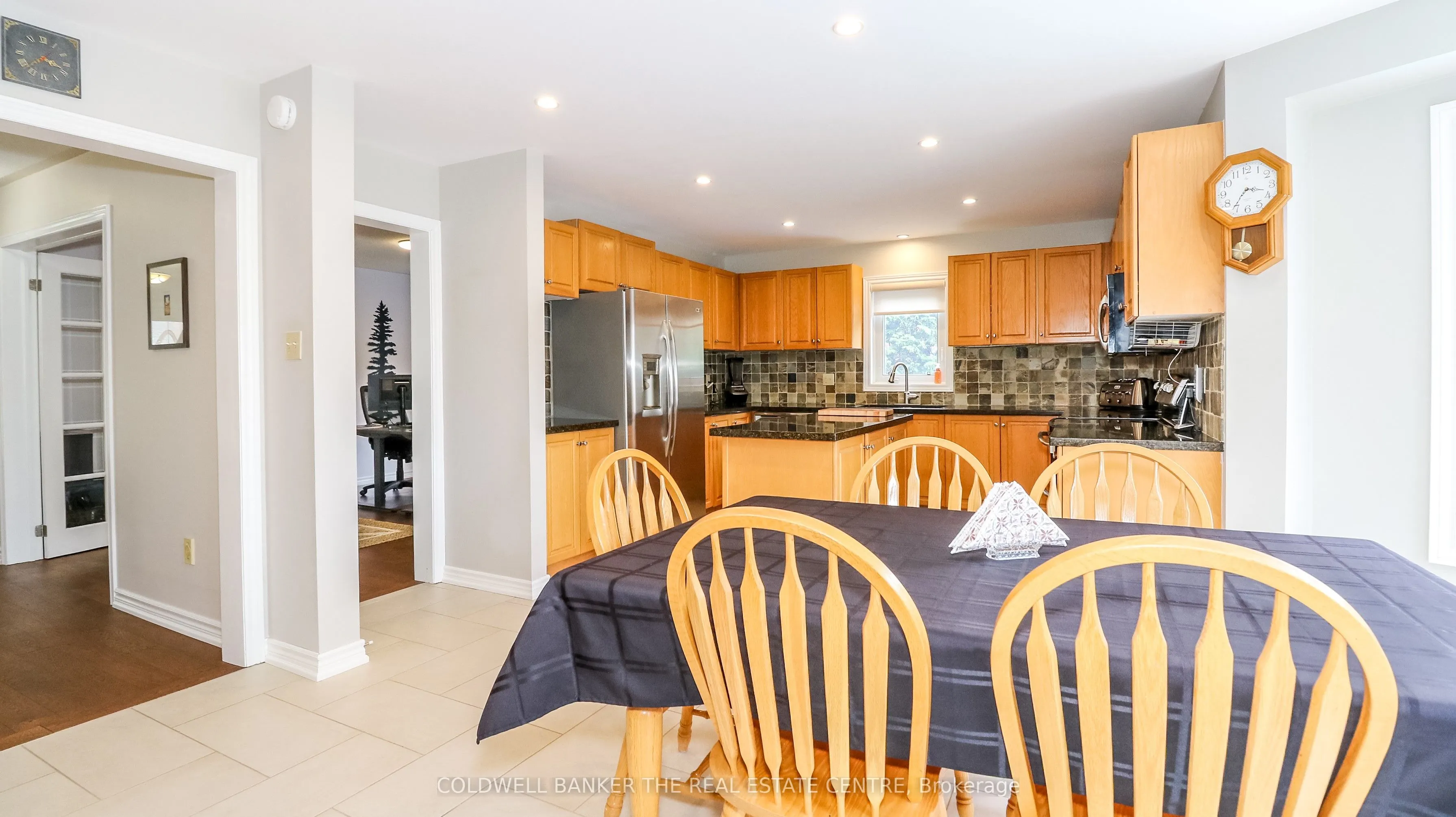 37 Falling Brook Drive