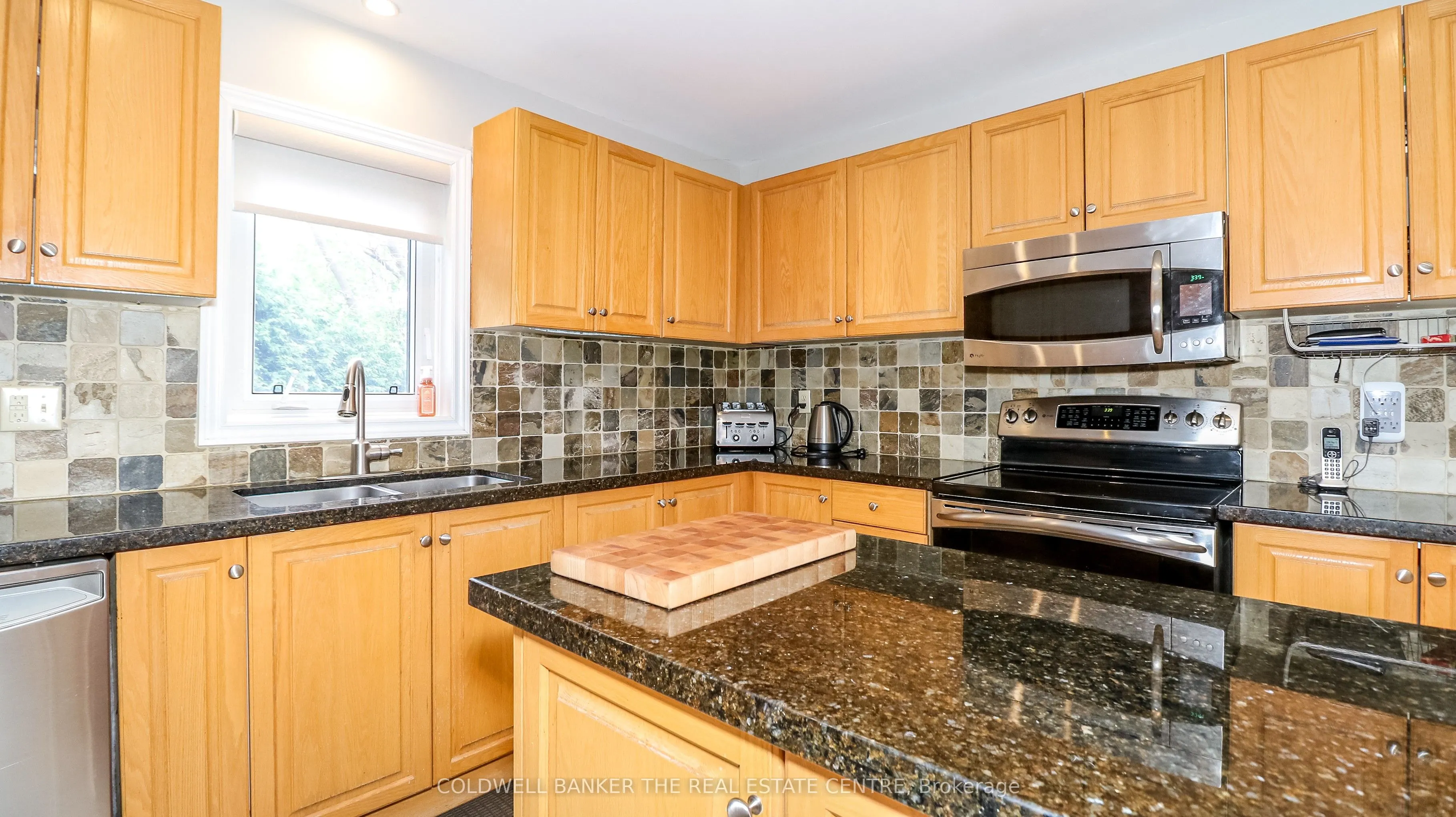 37 Falling Brook Drive