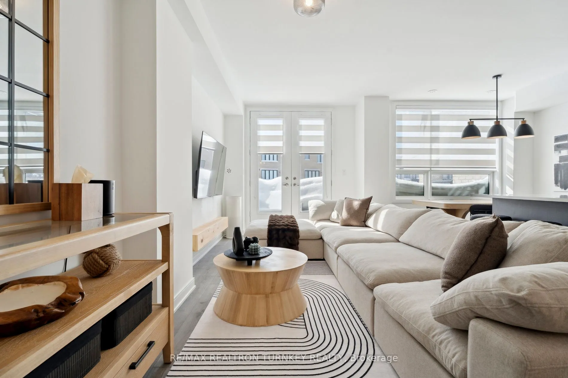 28 Spry Lane
