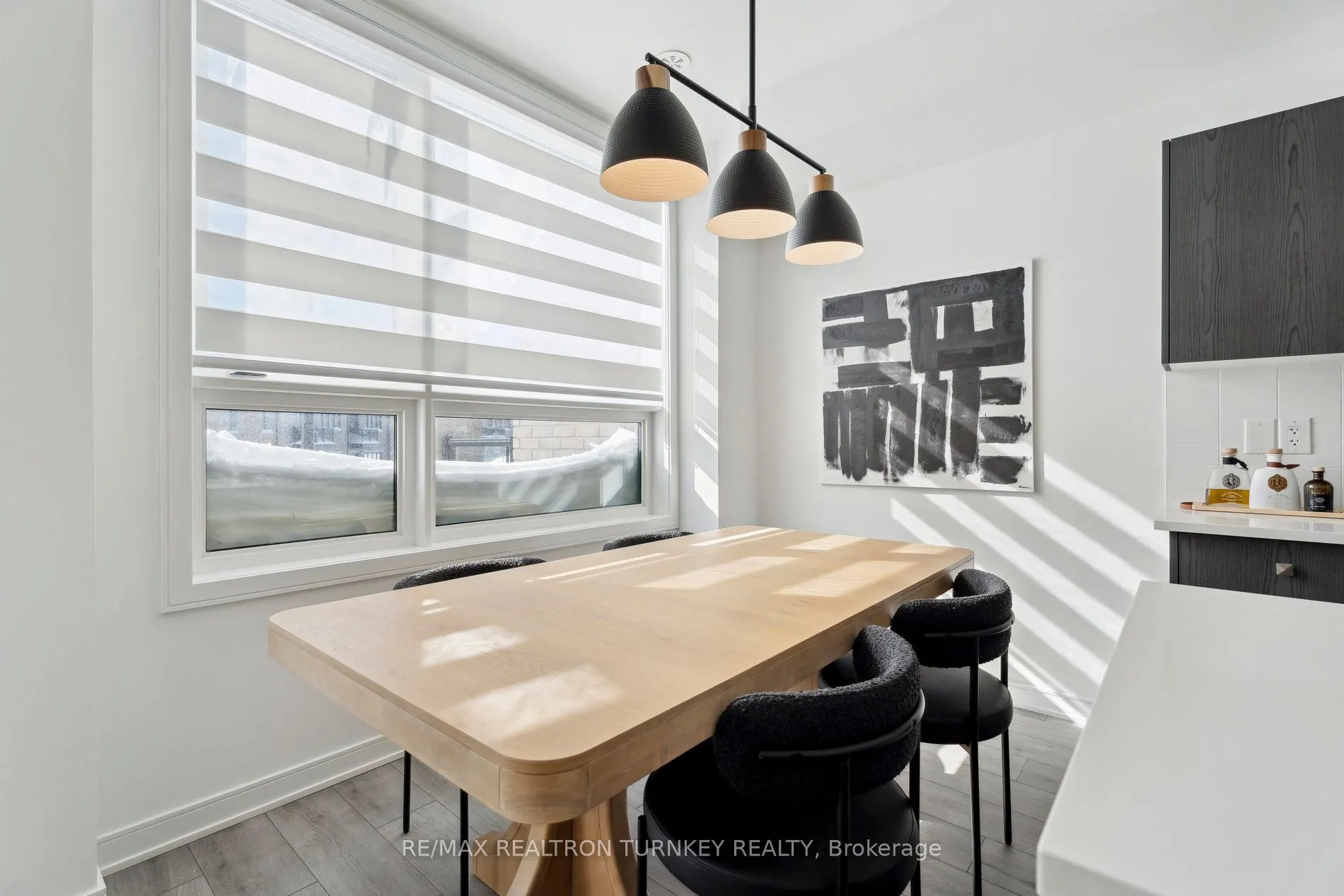 28 Spry Lane