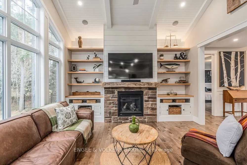 77 MENNILL Drive