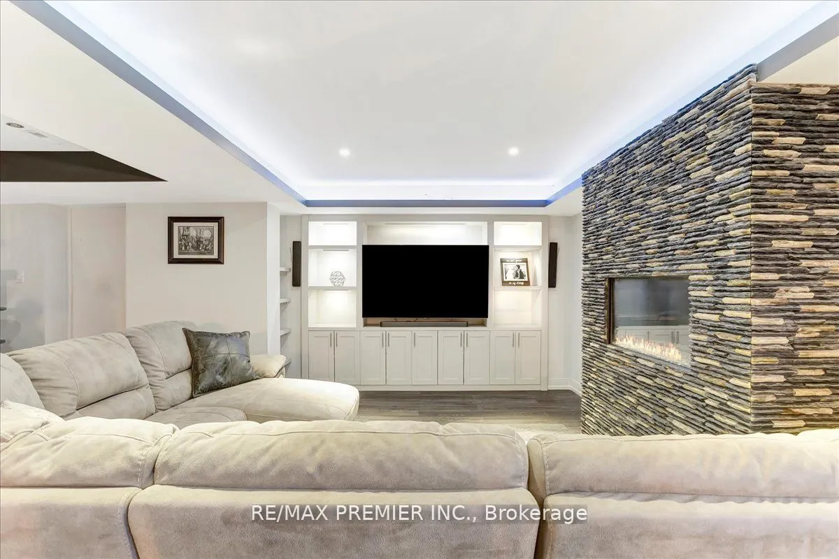 3 Pepin Court