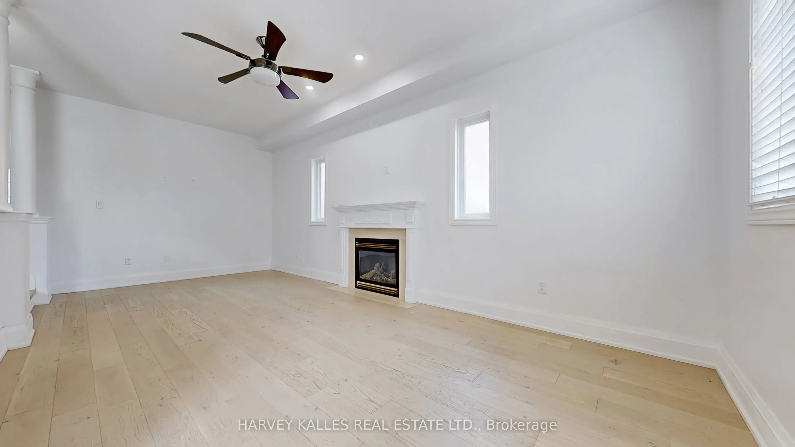 13 Oakside Court