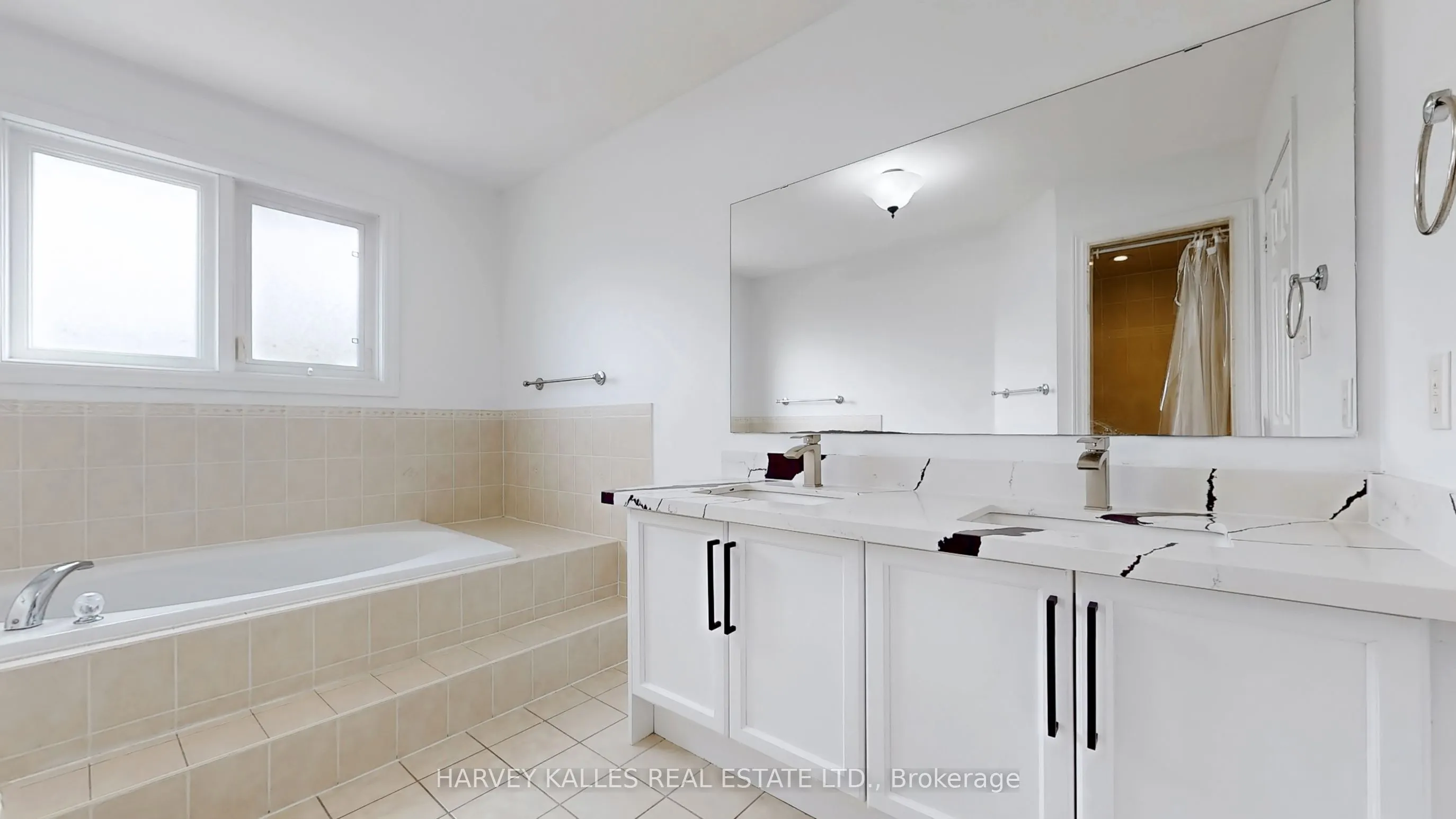 13 Oakside Court