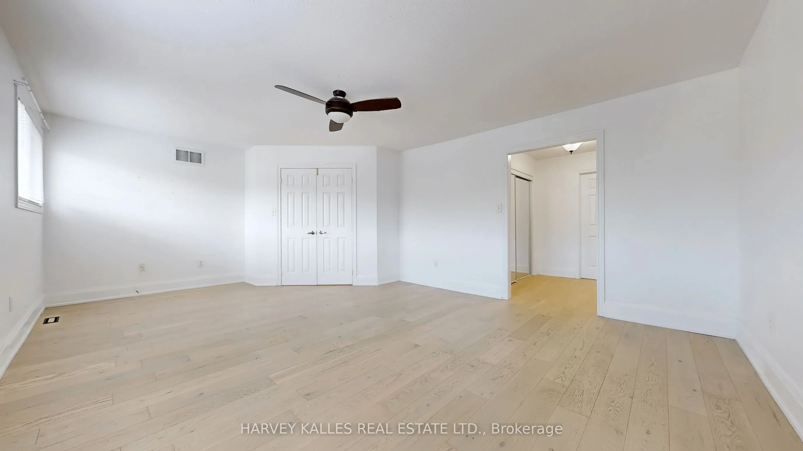 13 Oakside Court