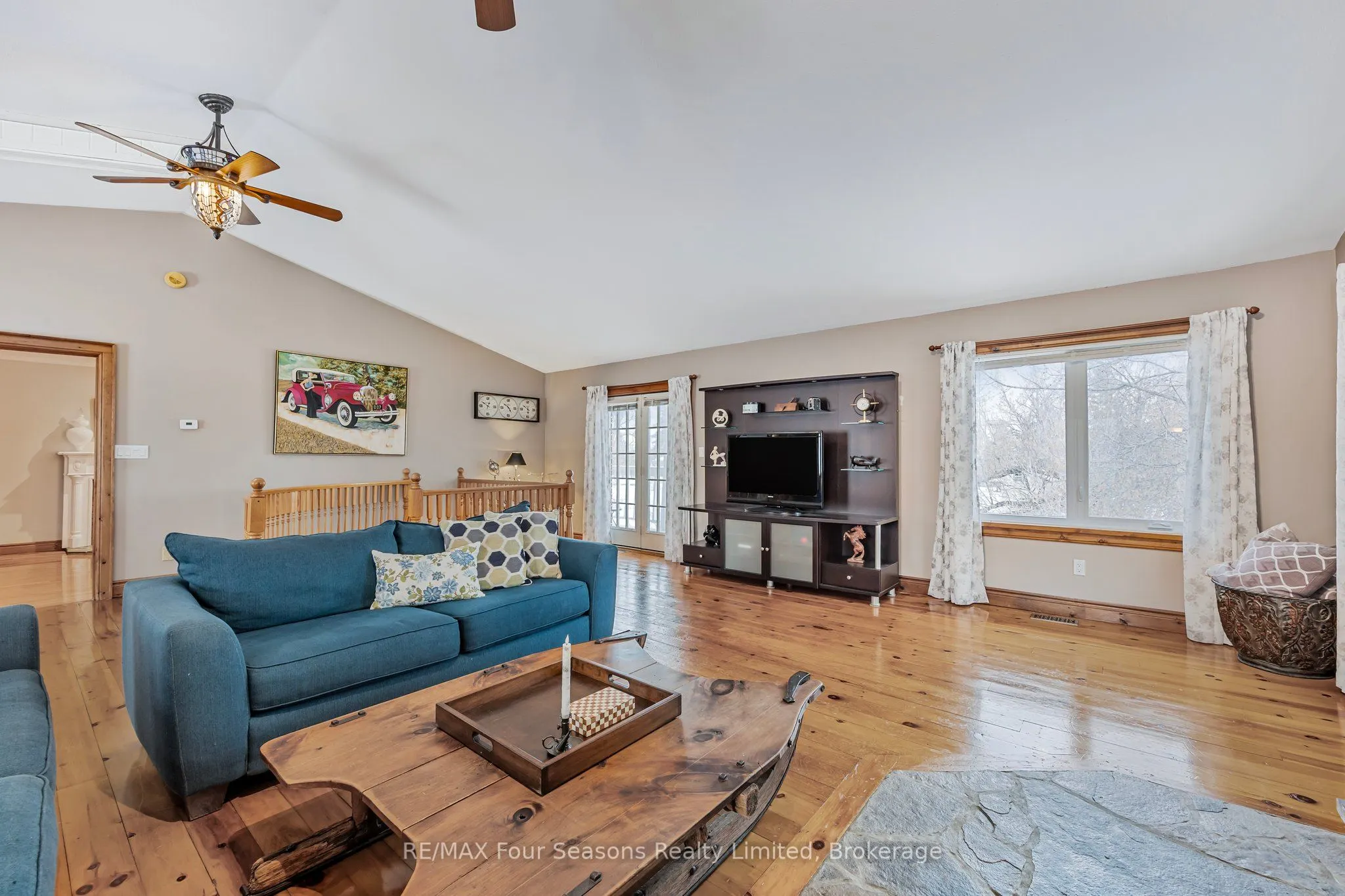 3 Sydenham Trail E