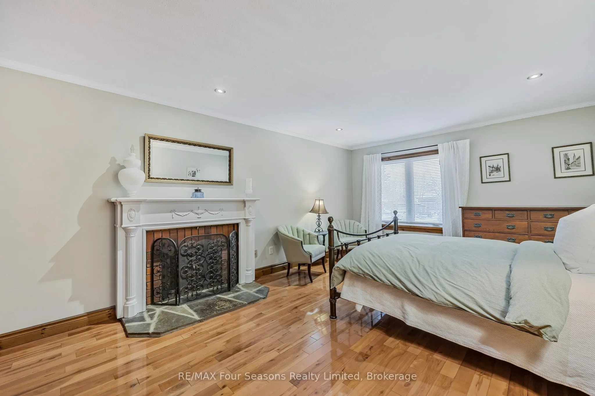 3 Sydenham Trail E