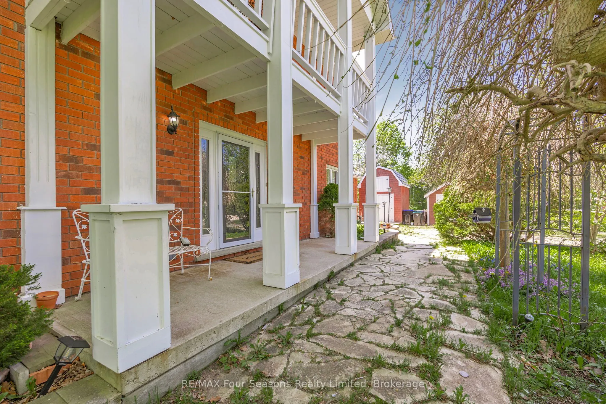 3 Sydenham Trail E
