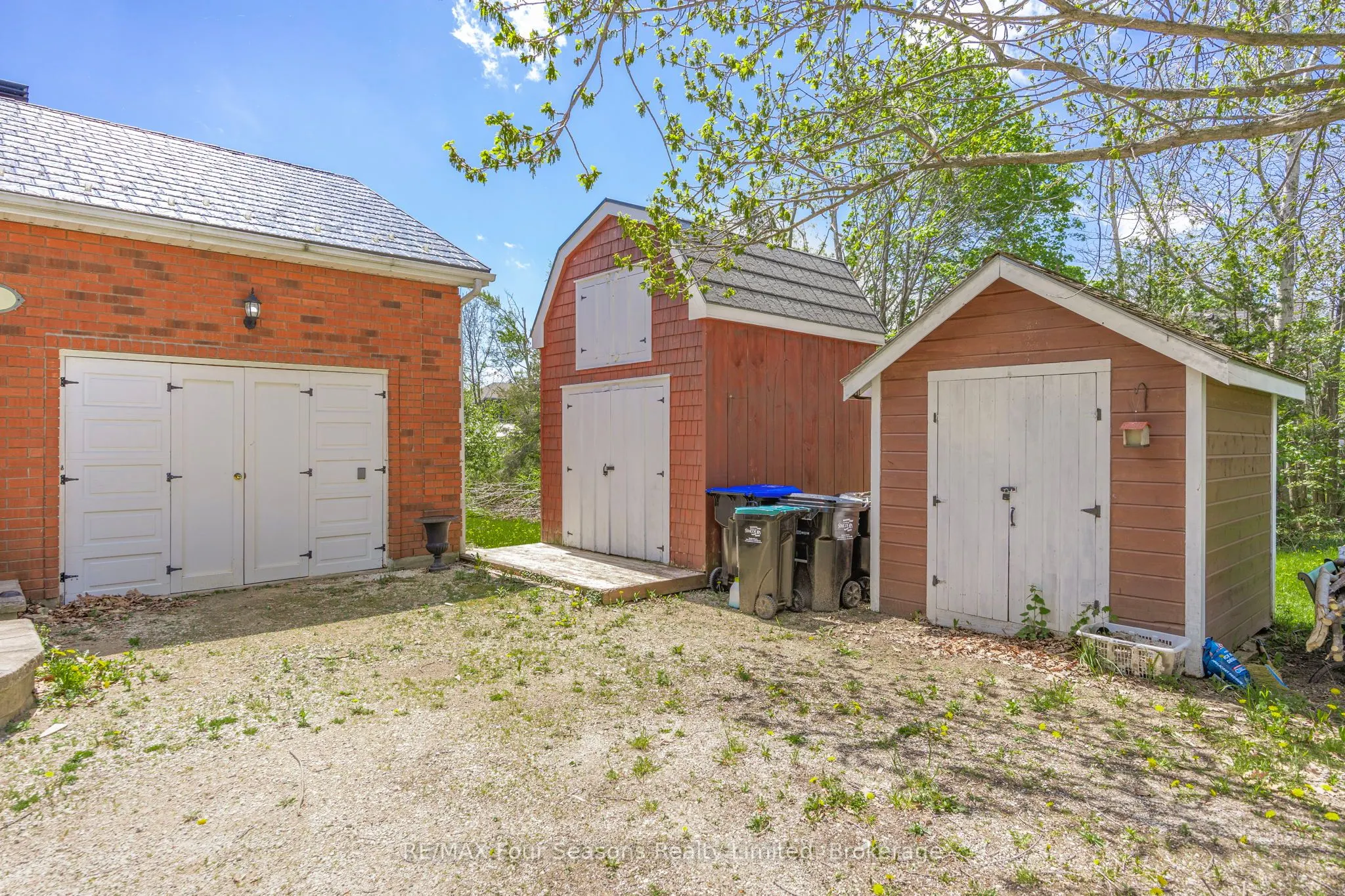 3 Sydenham Trail E