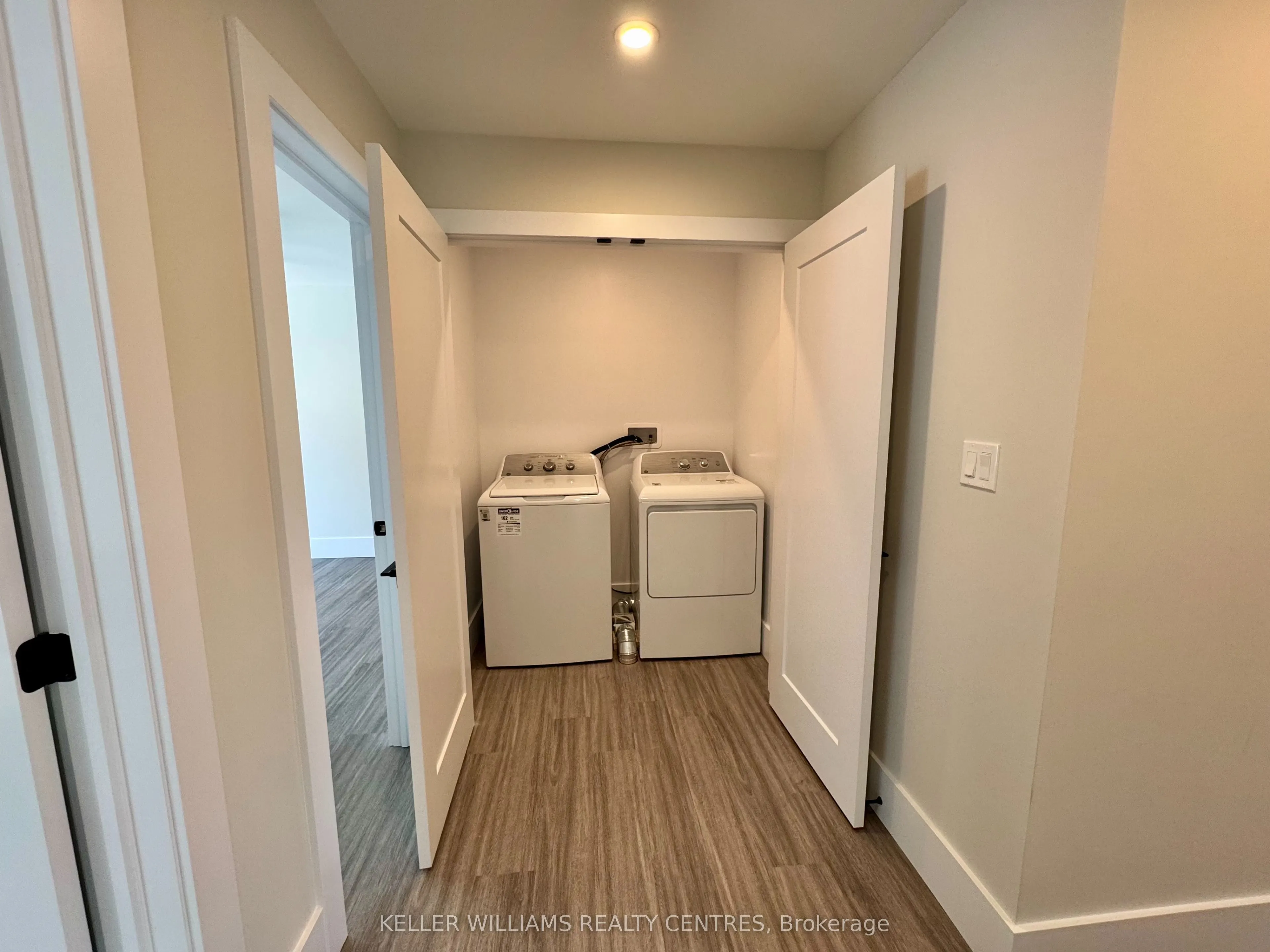 63 Holgate Street, #Main