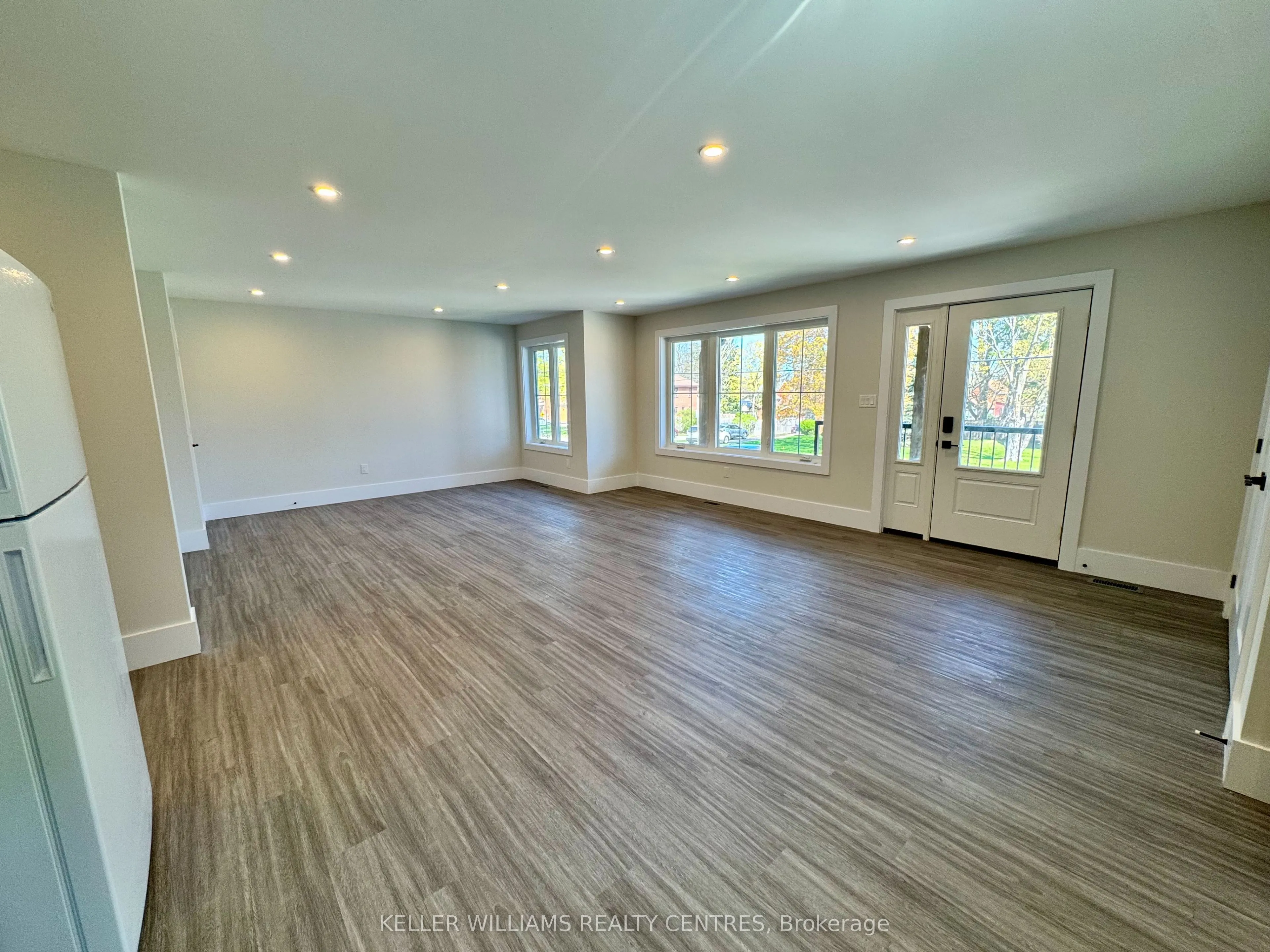 63 Holgate Street, #Main