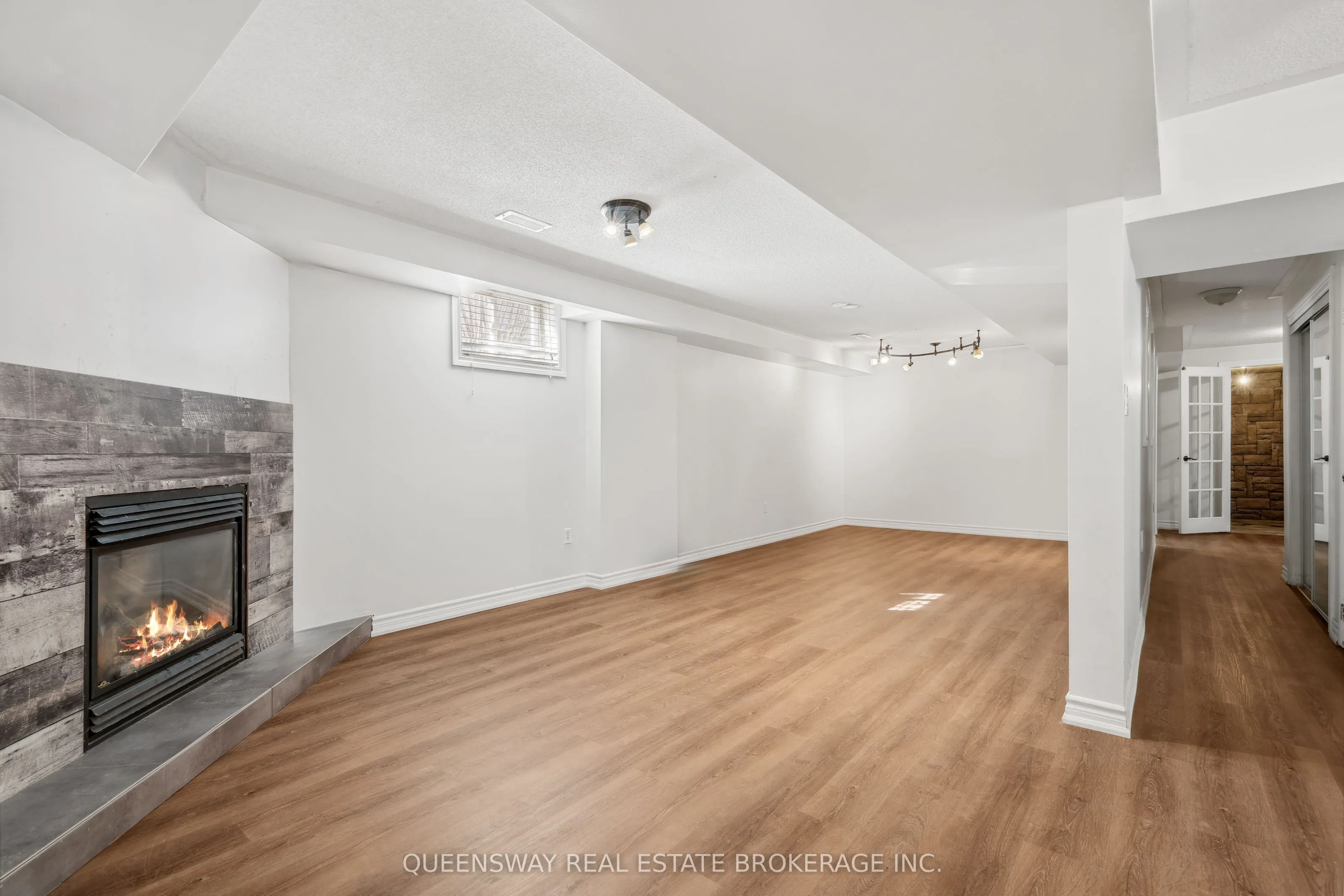 55 GOLDEN EAGLE Way
