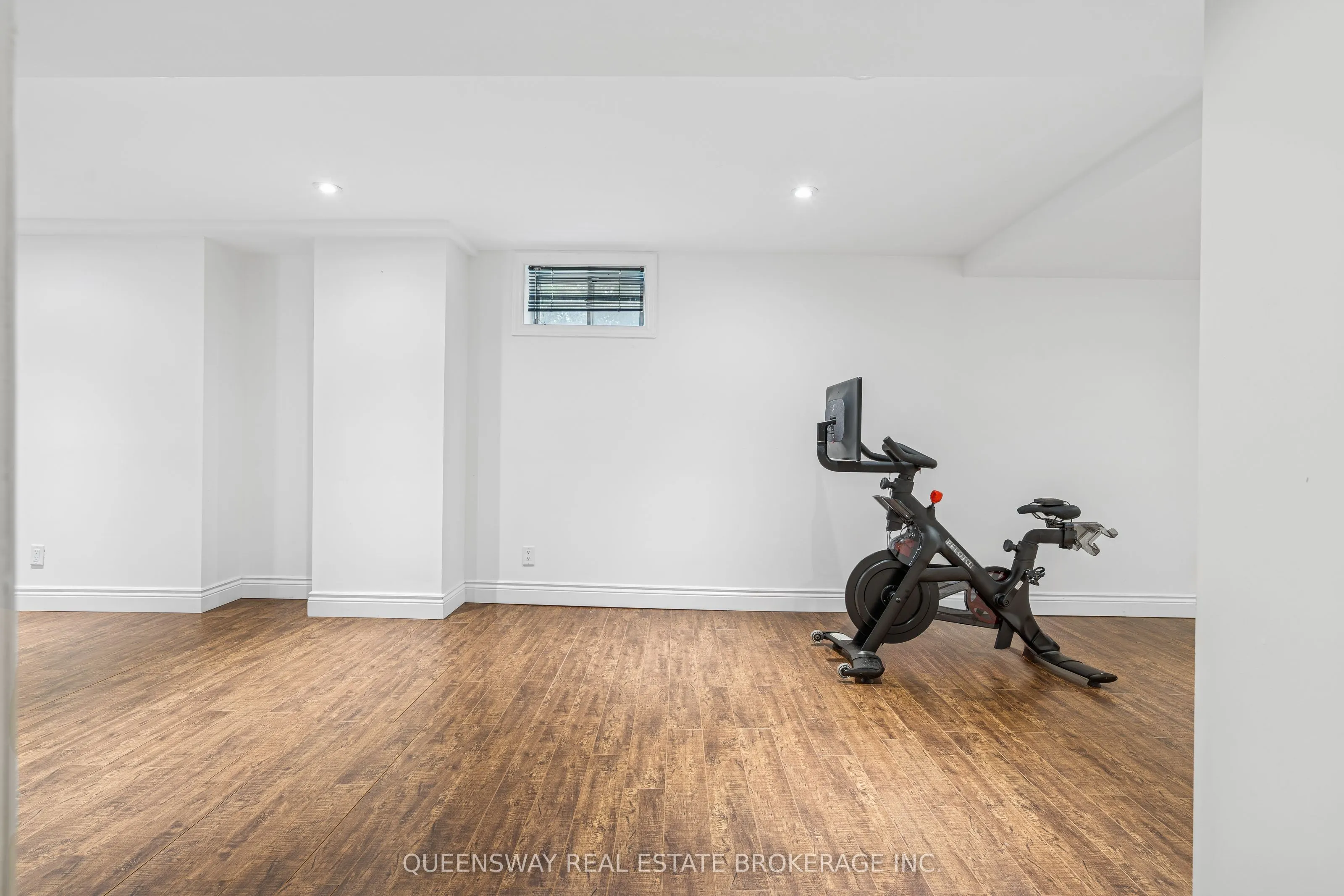 69 CITYVIEW Circle