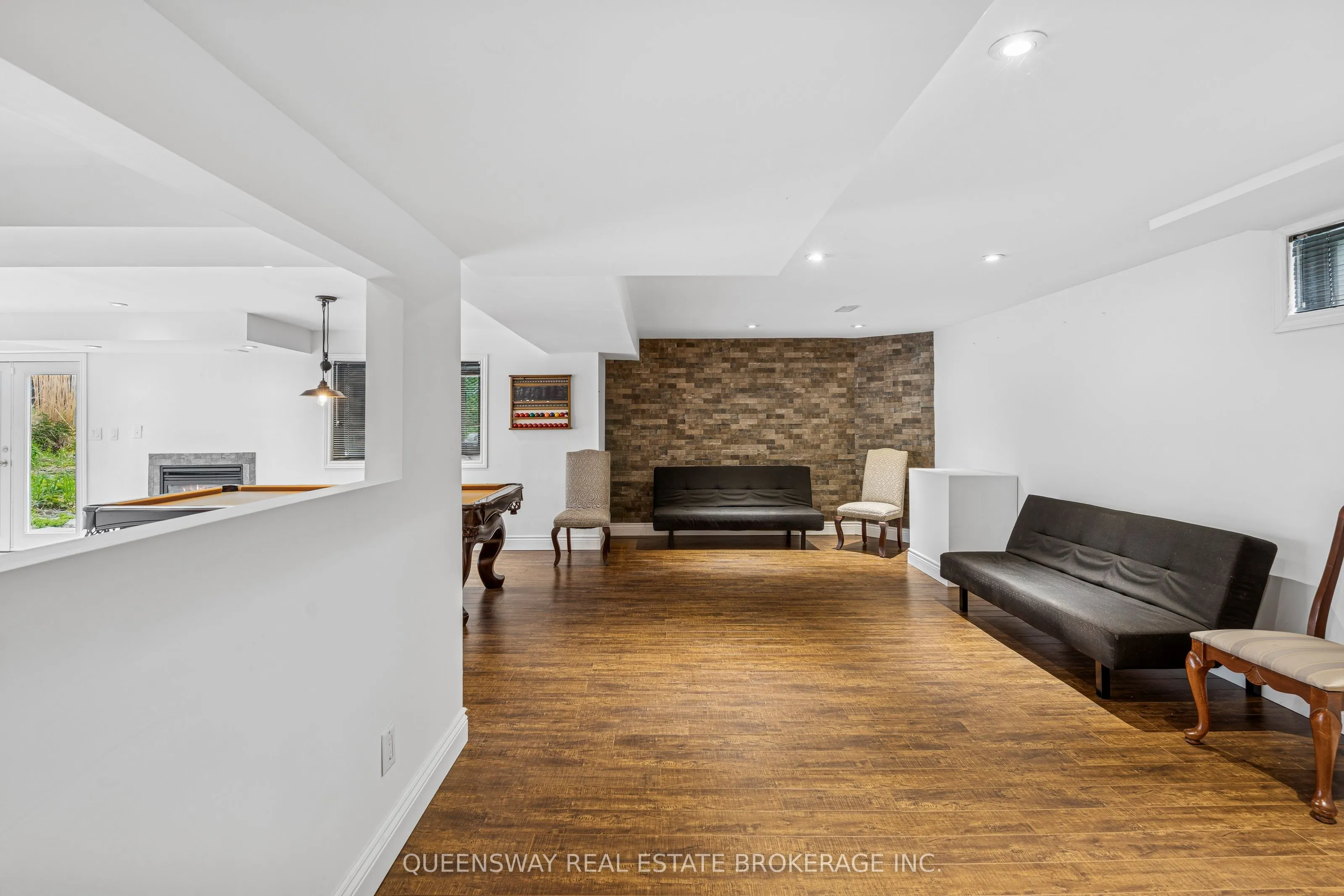 69 CITYVIEW Circle