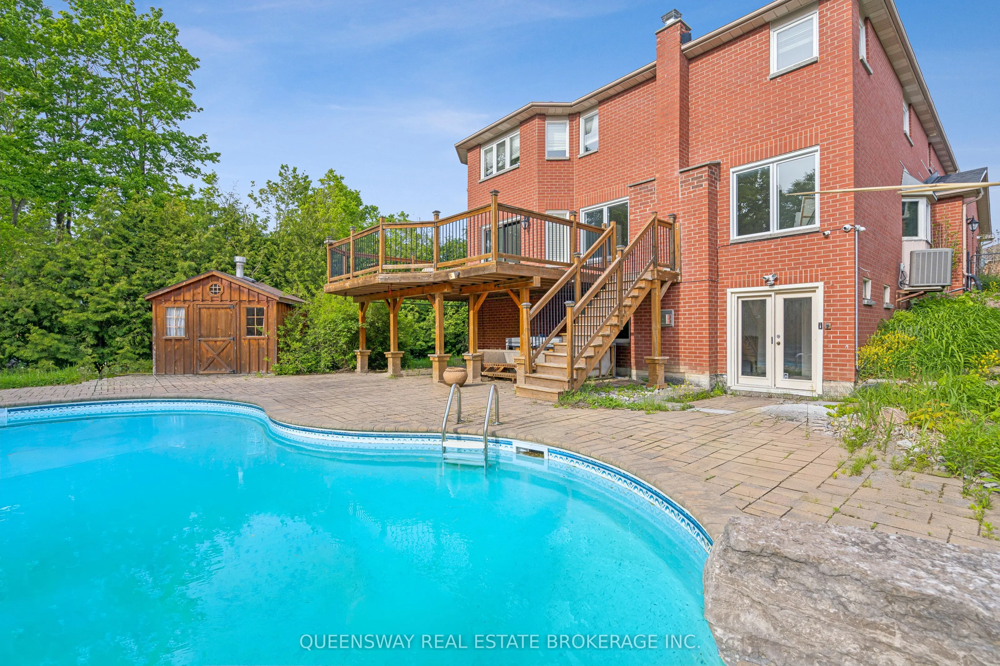 69 CITYVIEW Circle