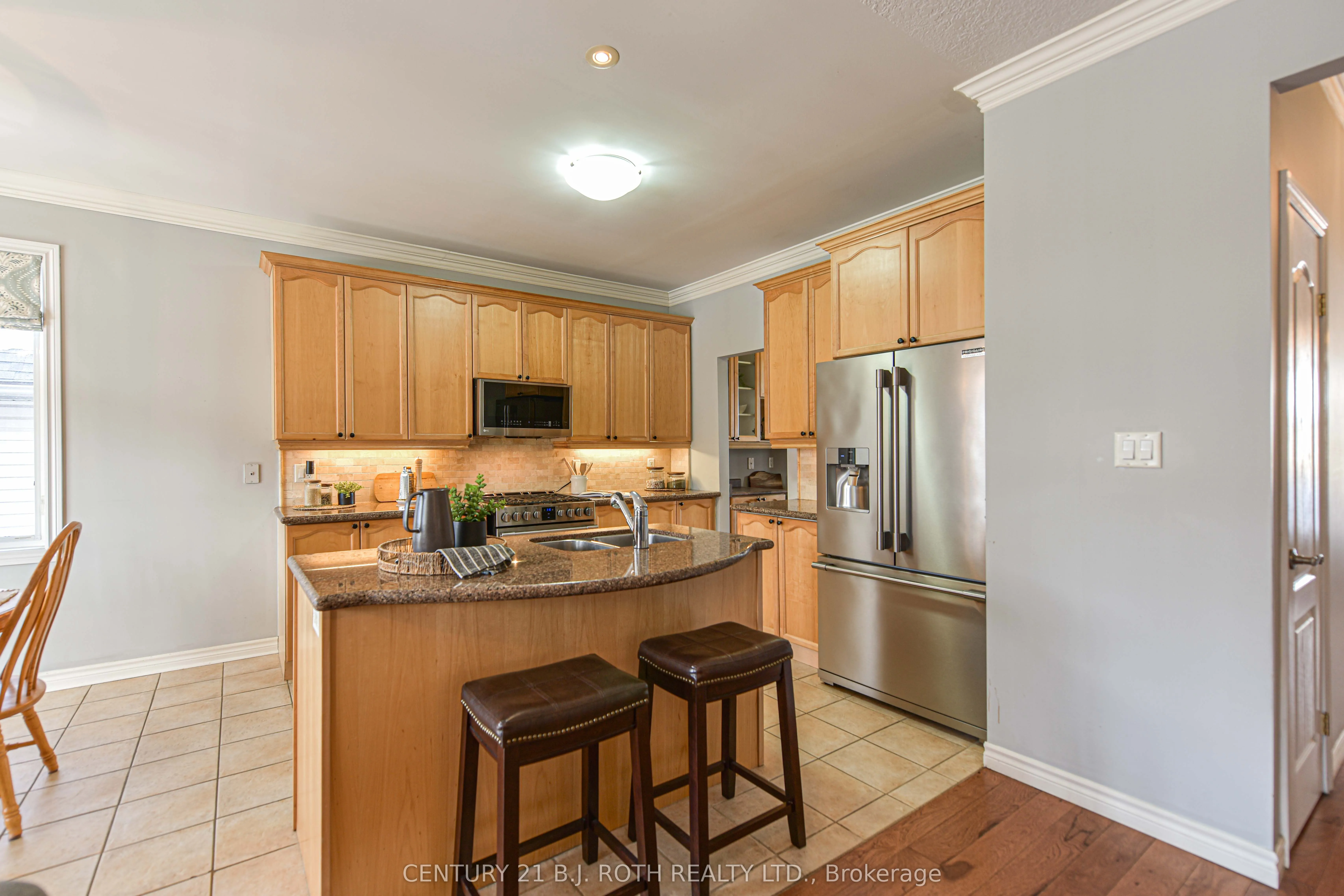 37 Tanglewood Crescent