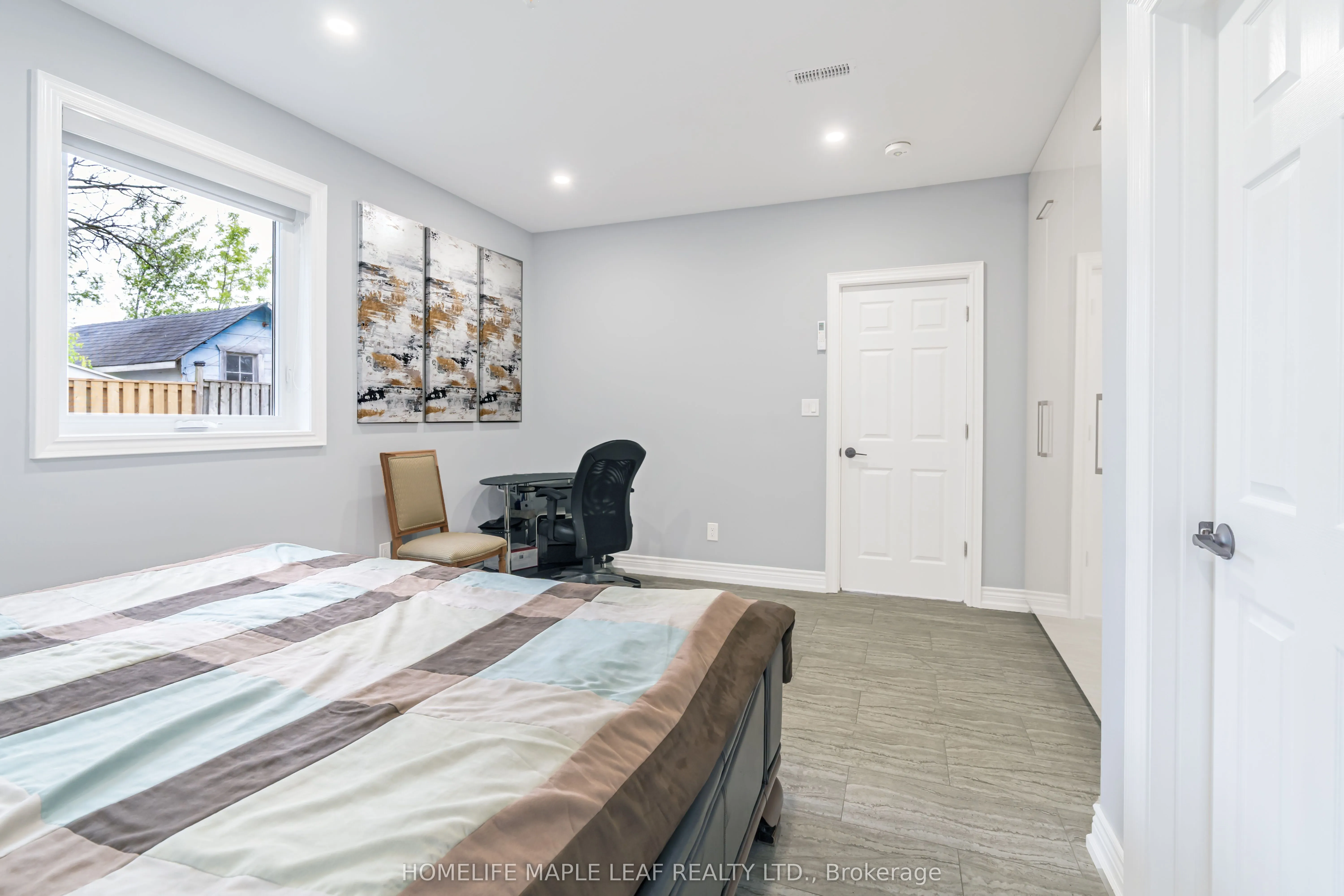 17 Middlebrook Road