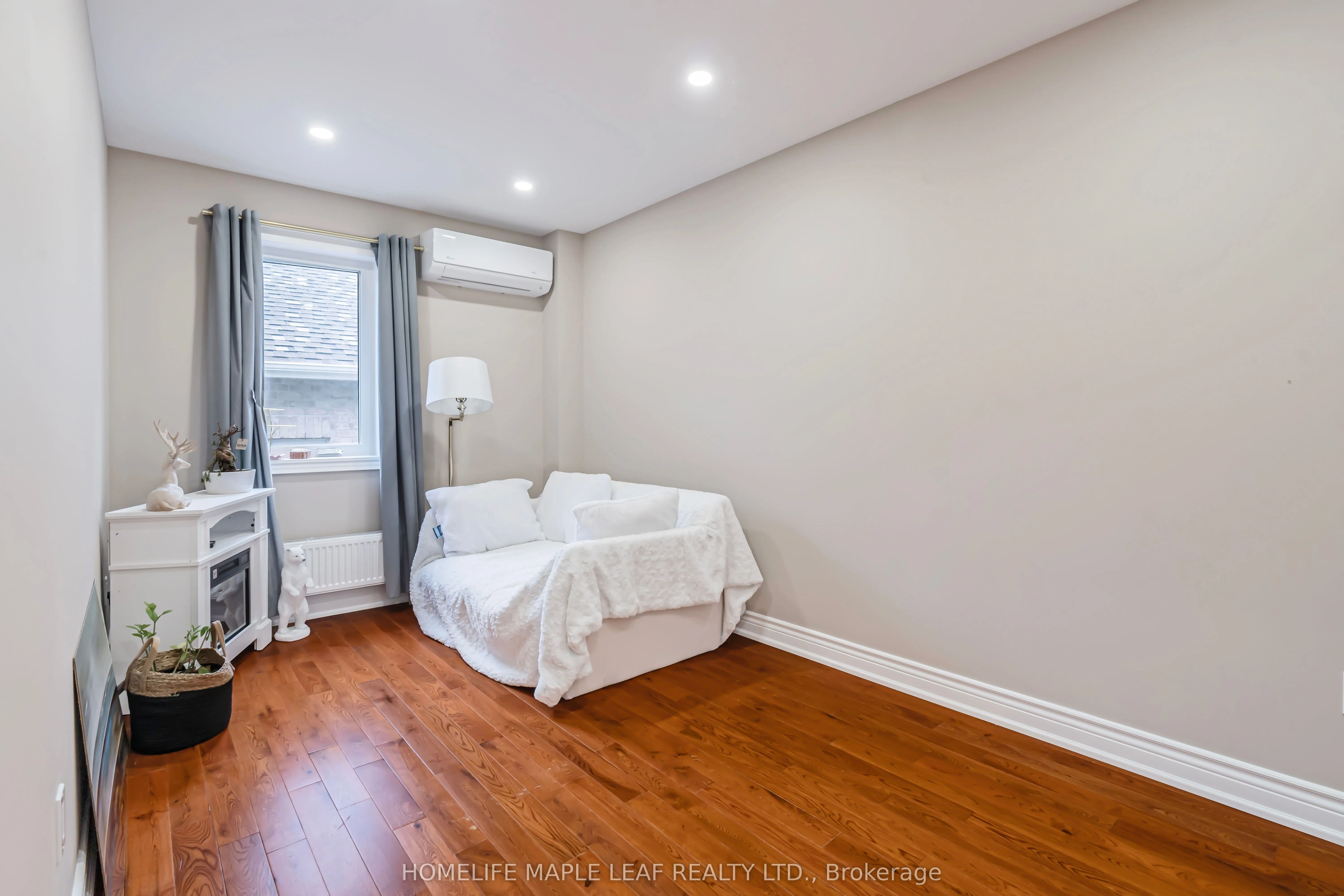 17 Middlebrook Road