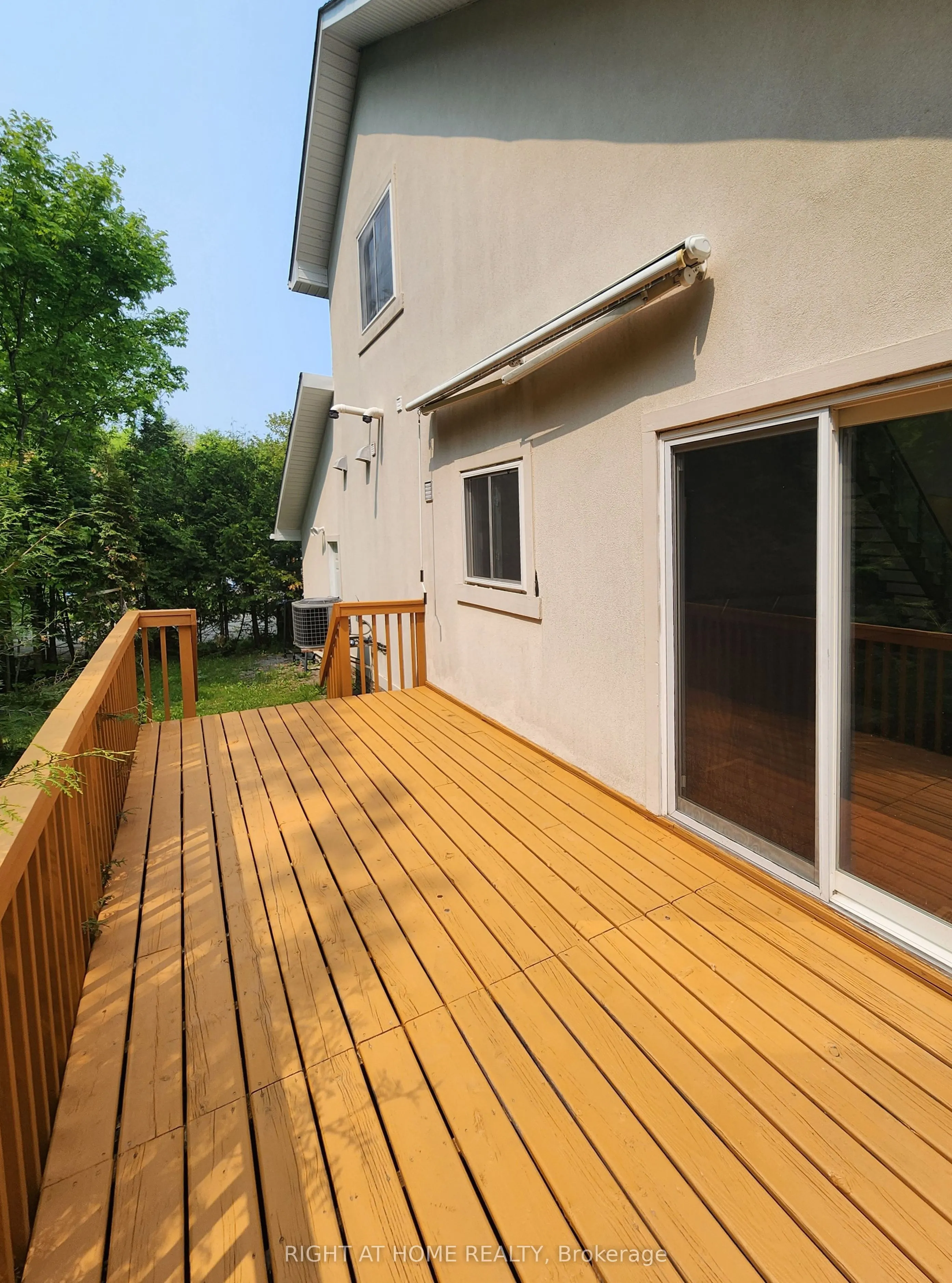2384 Champlain Road