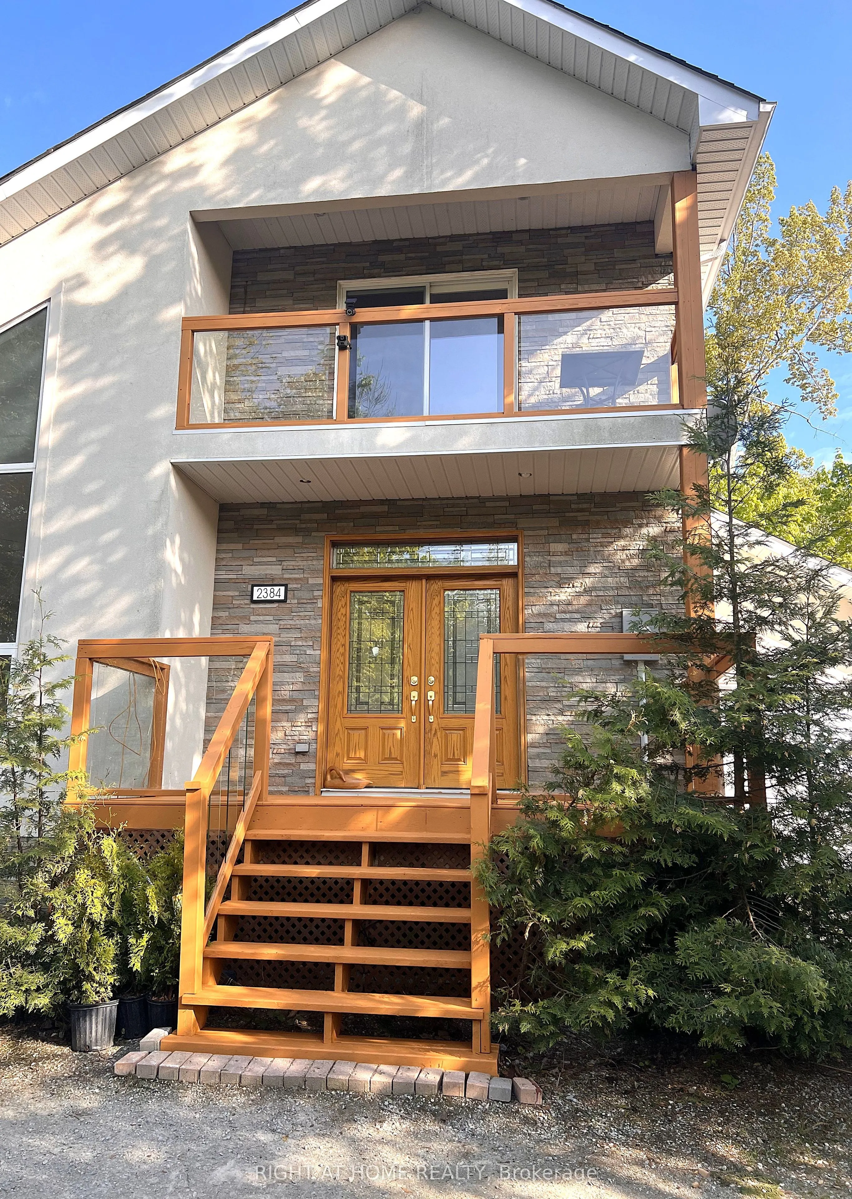 2384 Champlain Road