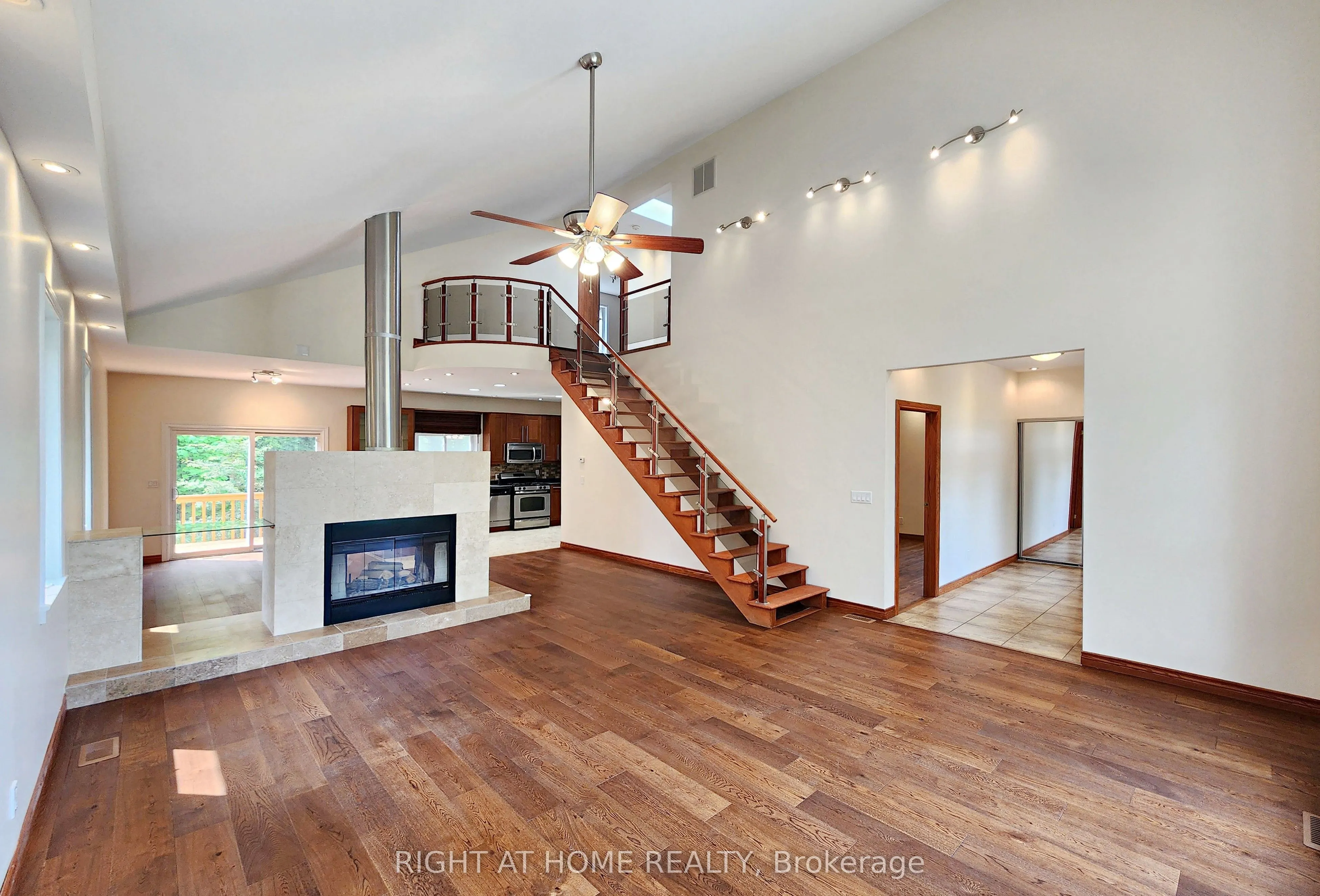 2384 Champlain Road