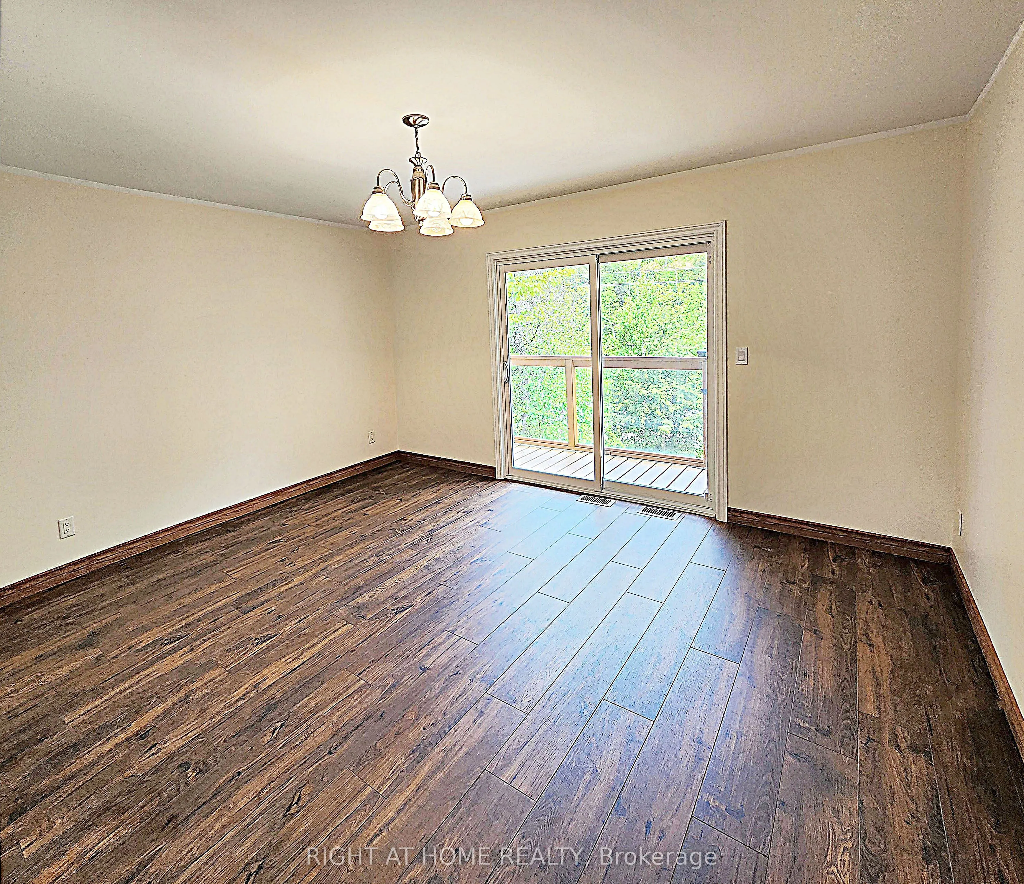 2384 Champlain Road
