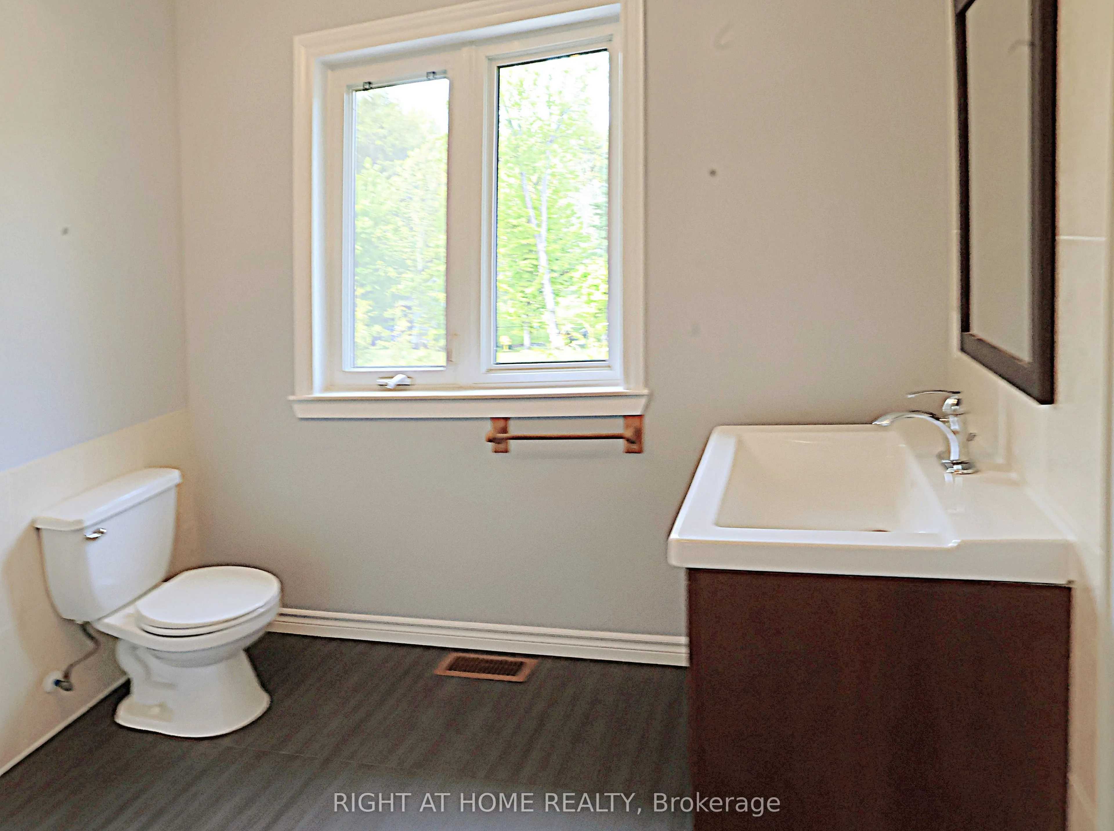 2384 Champlain Road