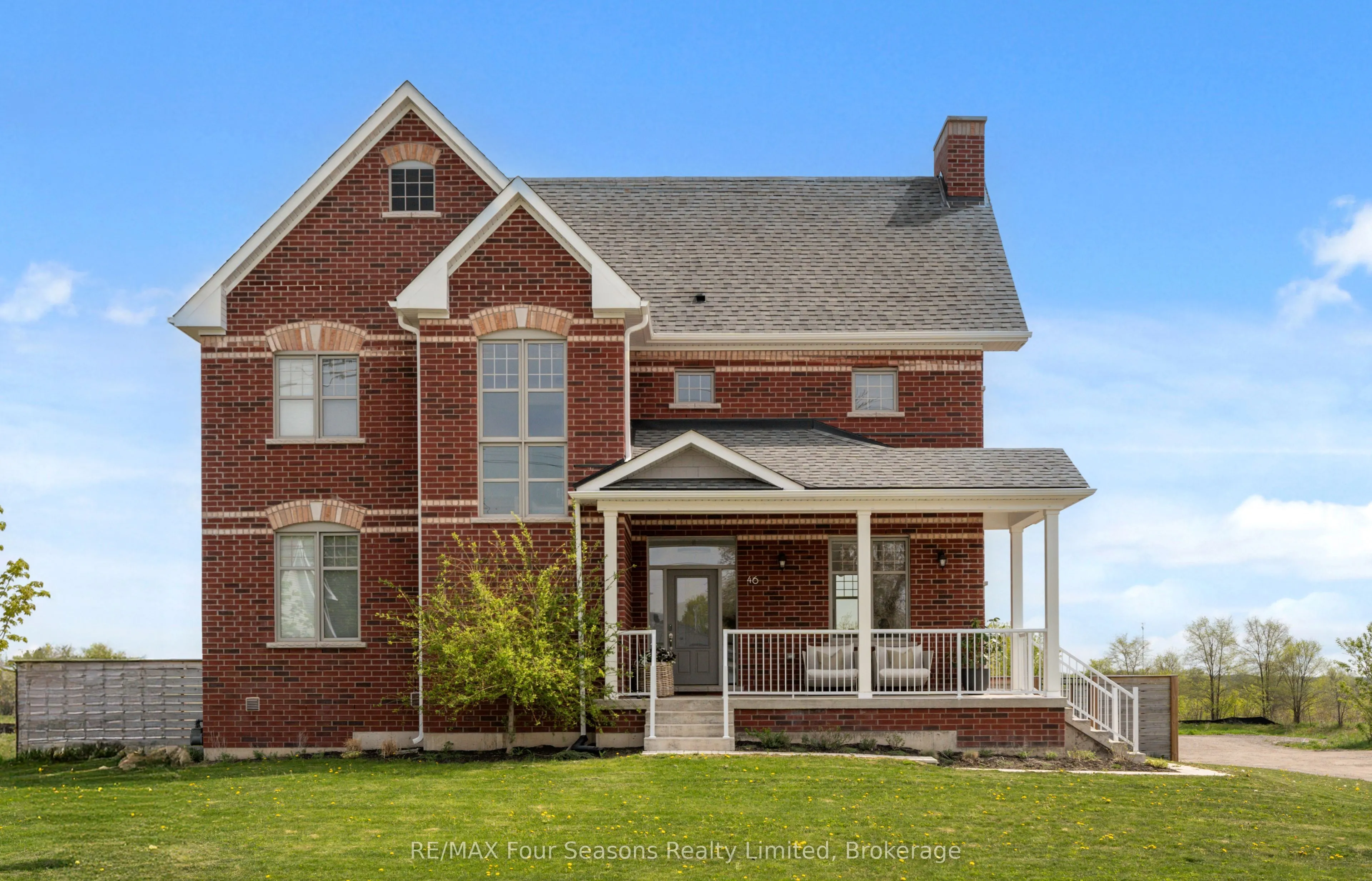 46 Francis Street E