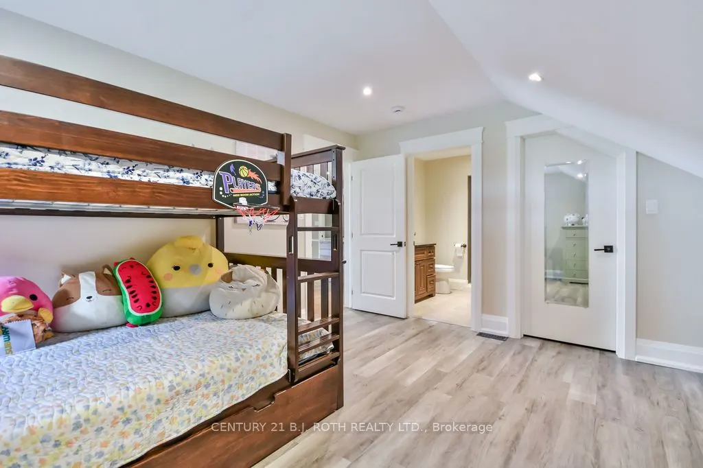 19 Reid's Ridge