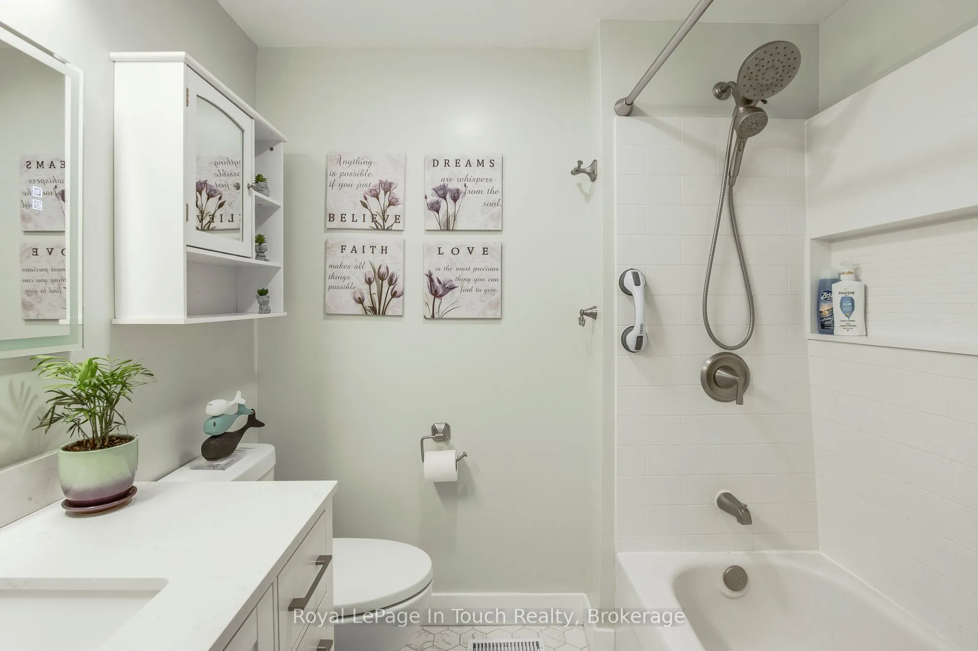 233 Innisfil Street #4