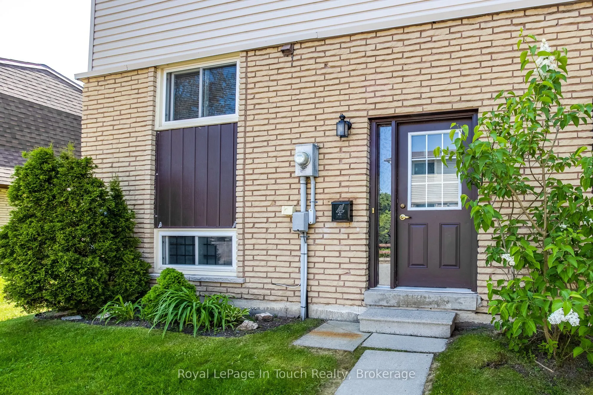 233 Innisfil Street #4