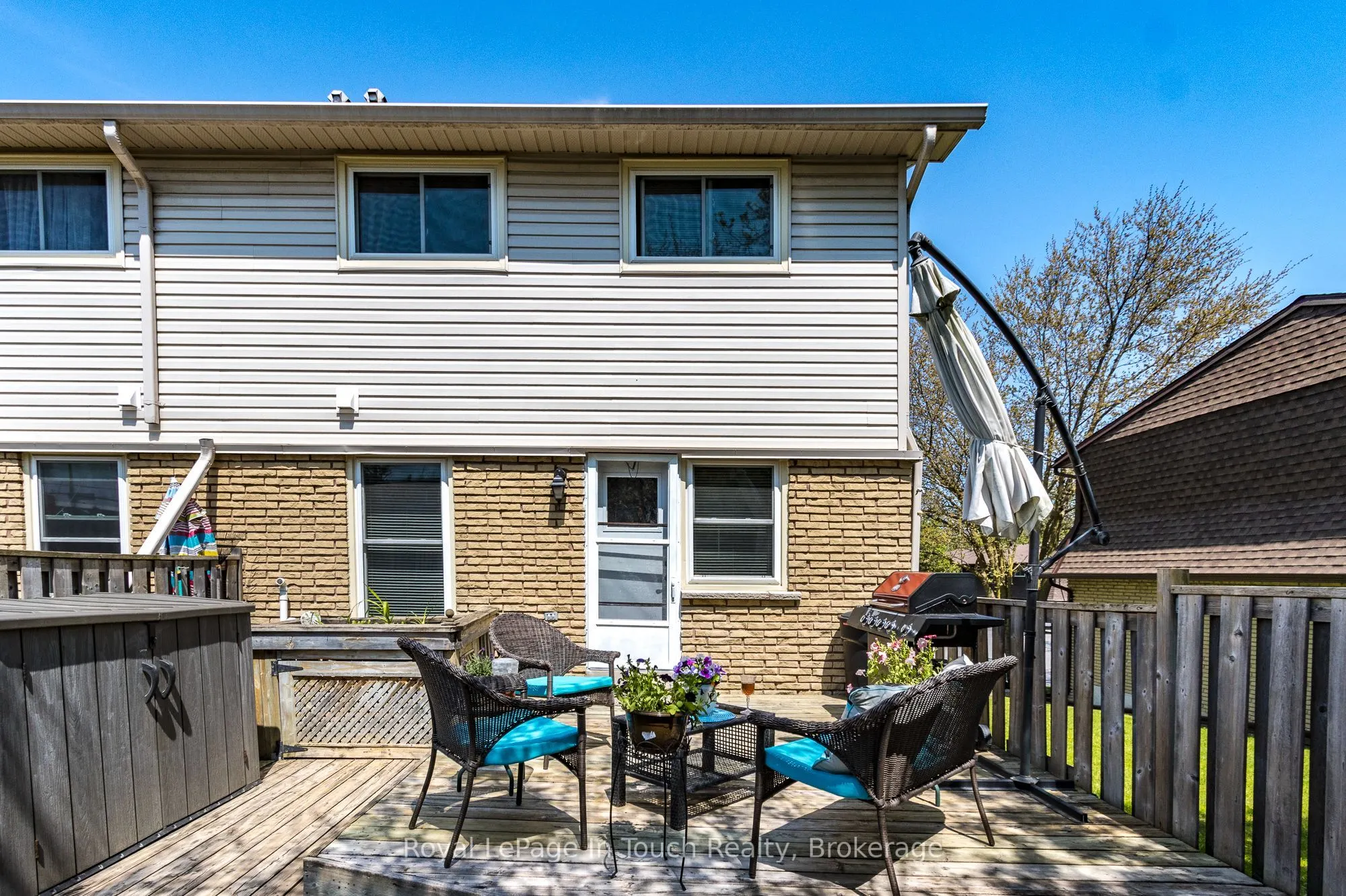 233 Innisfil Street #4