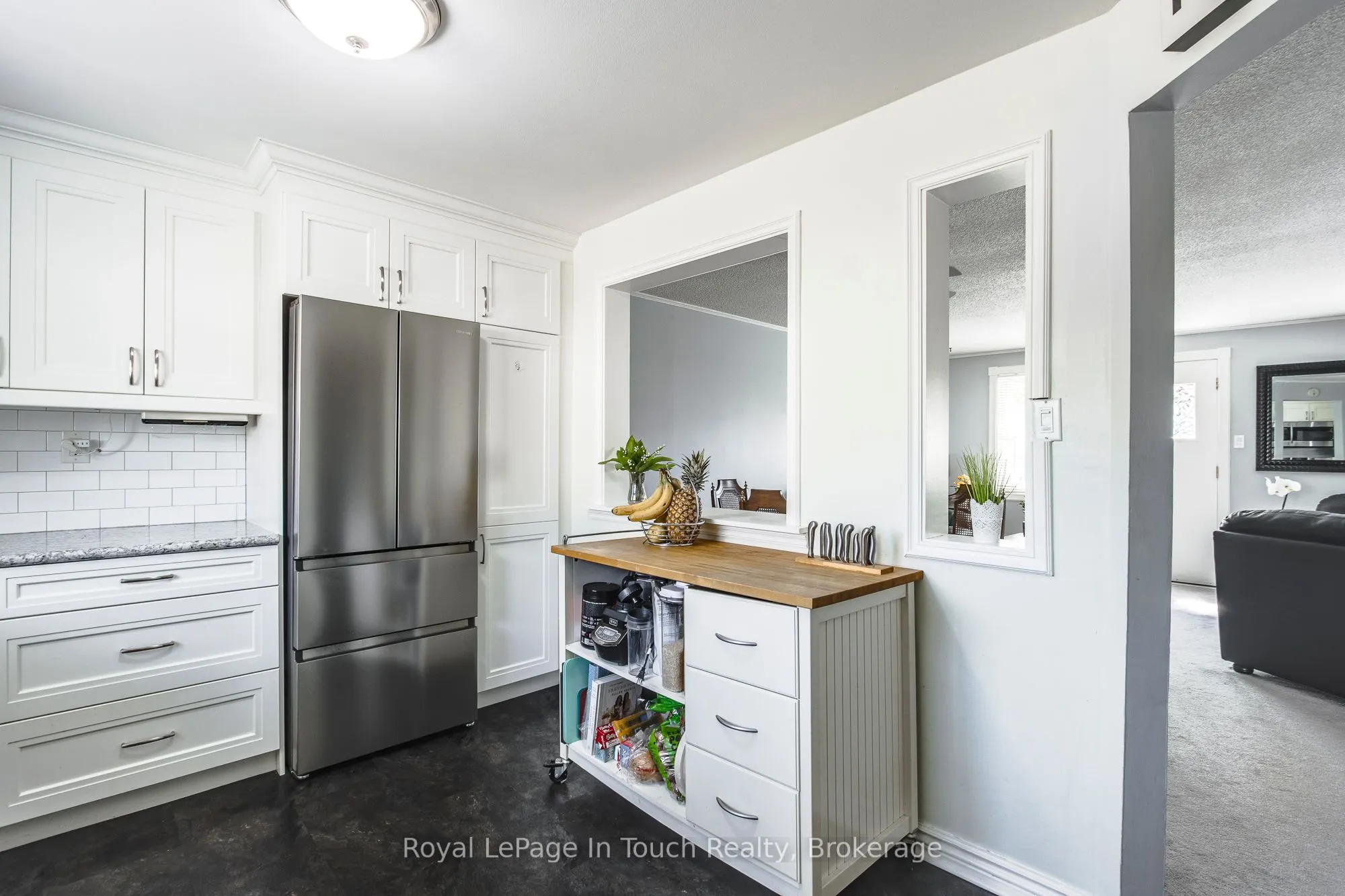 233 Innisfil Street #4