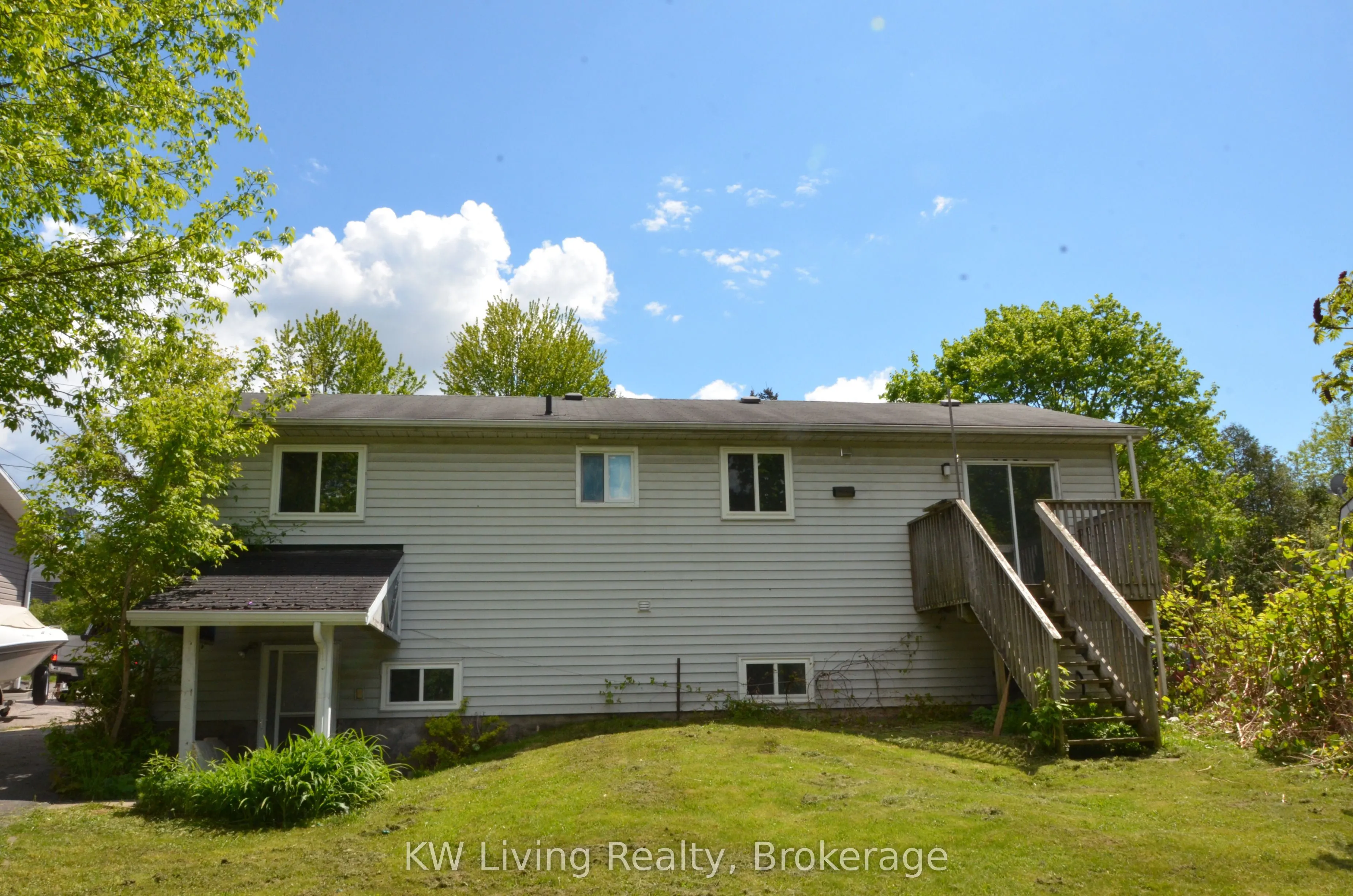 216 Foster Drive