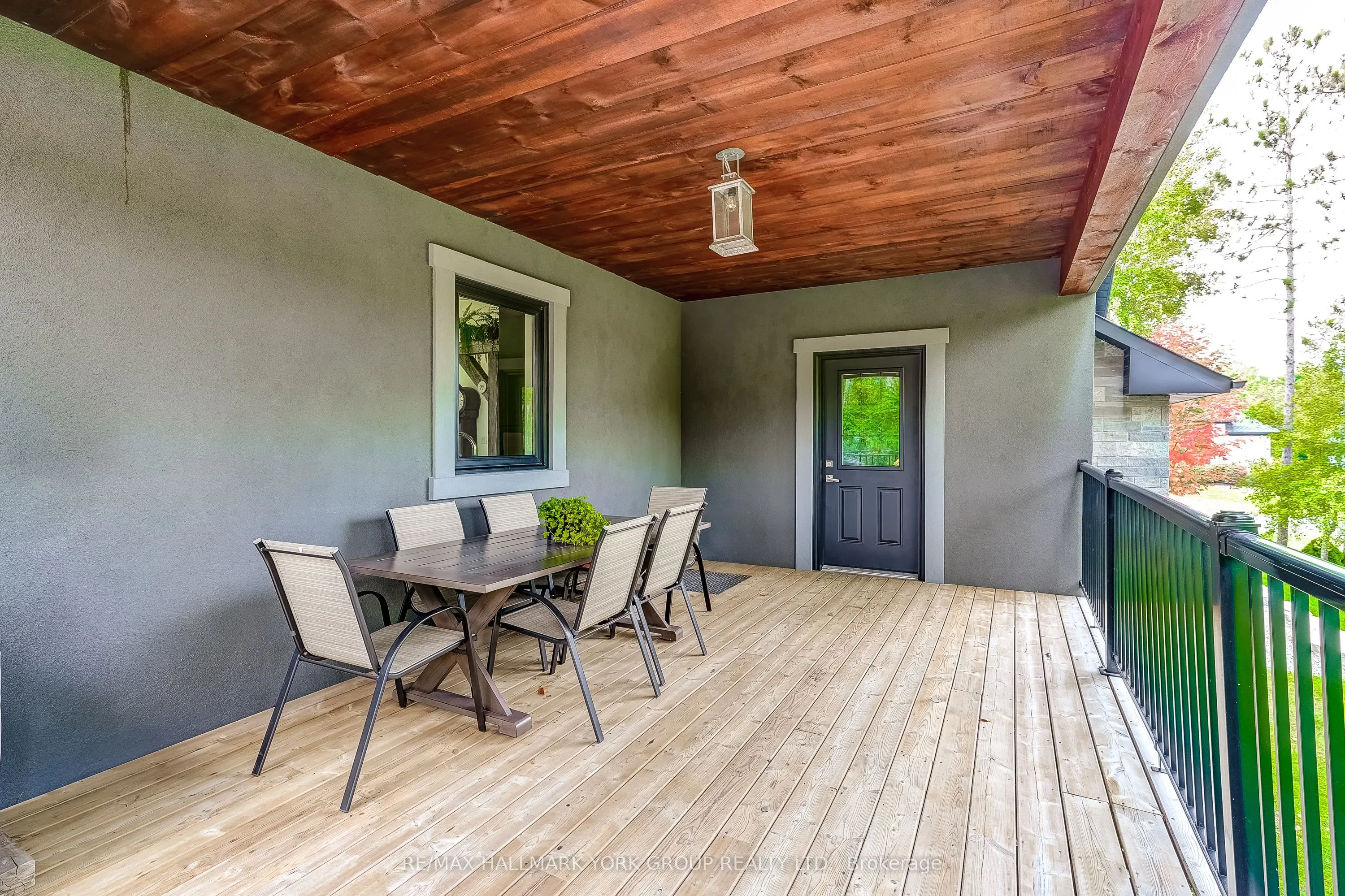 118 Mennill Drive