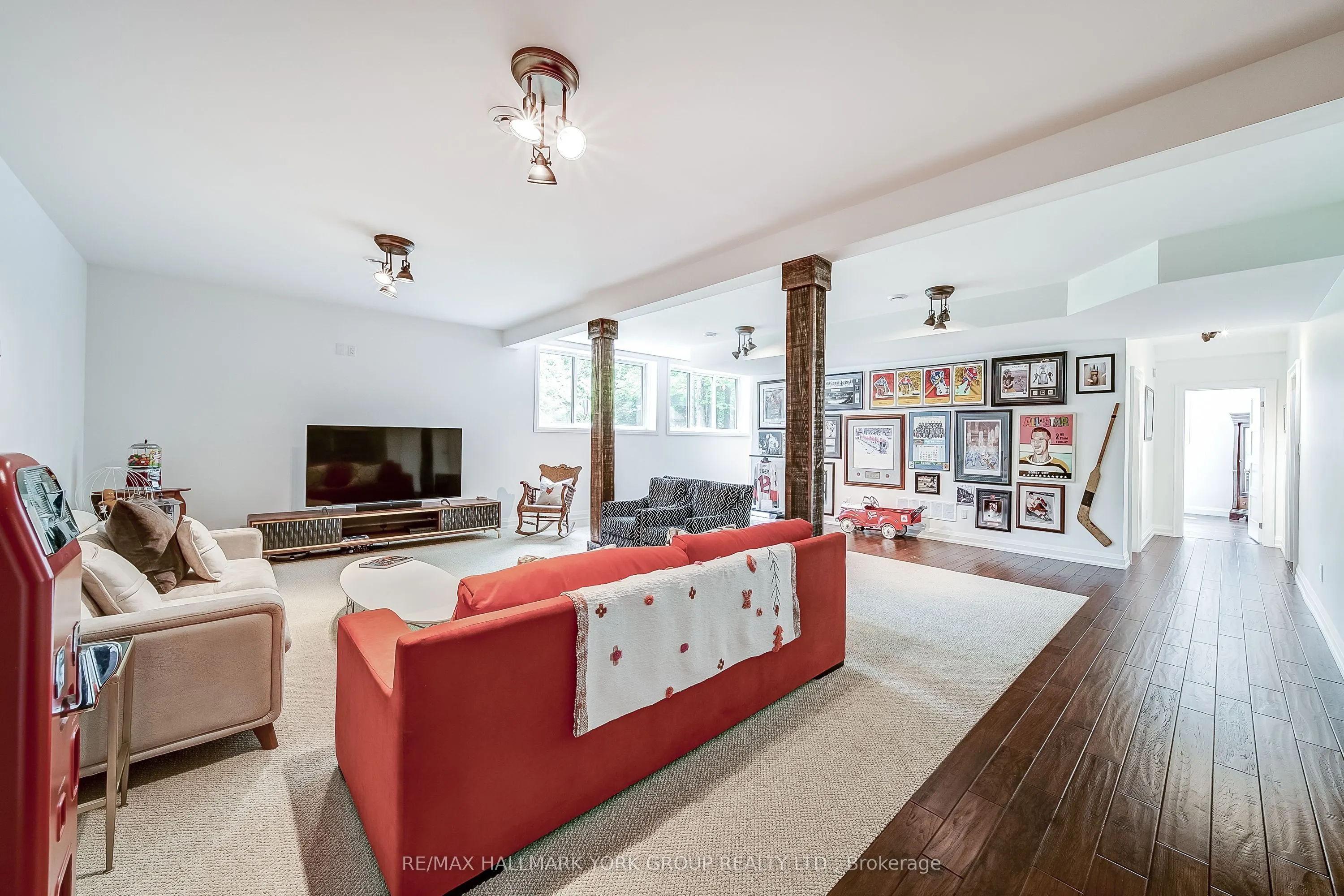118 Mennill Drive