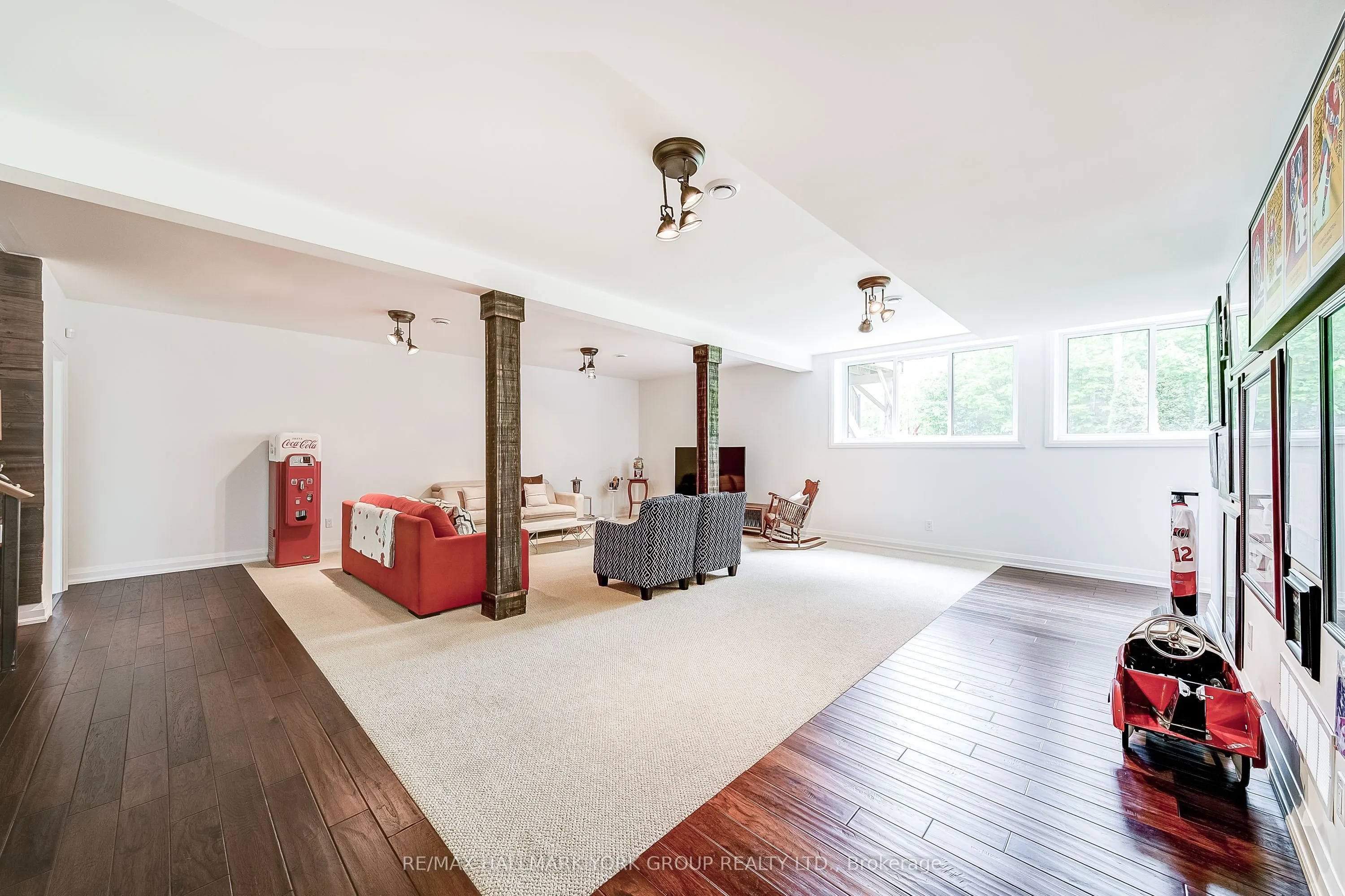 118 Mennill Drive