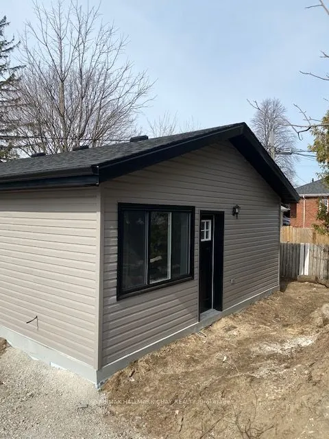 12 Dufferin Street, #Units 1 + 2 + Coach House