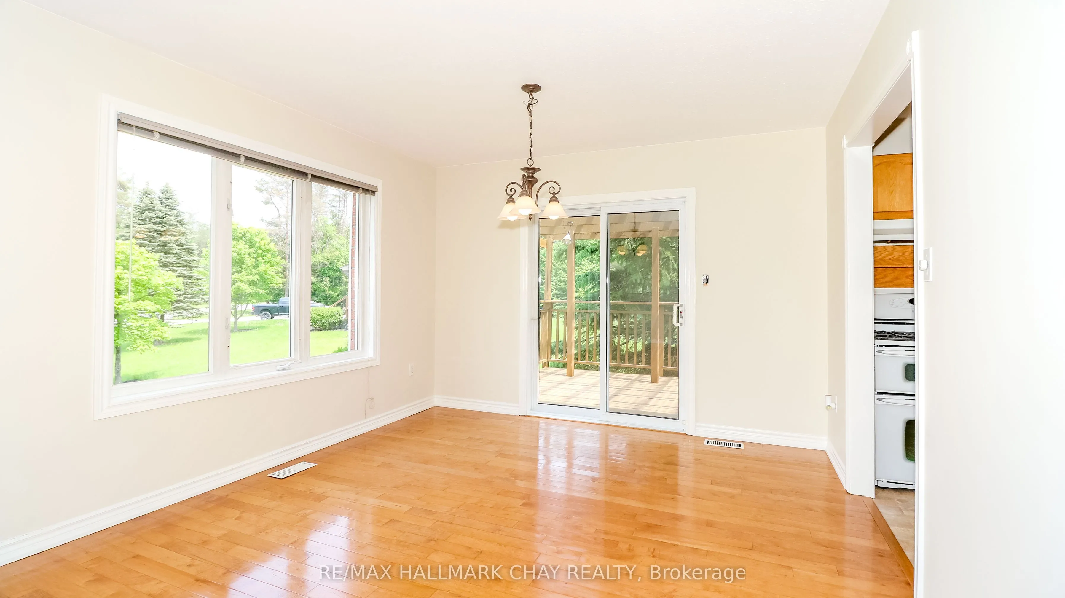 19 Crystalwood Lane