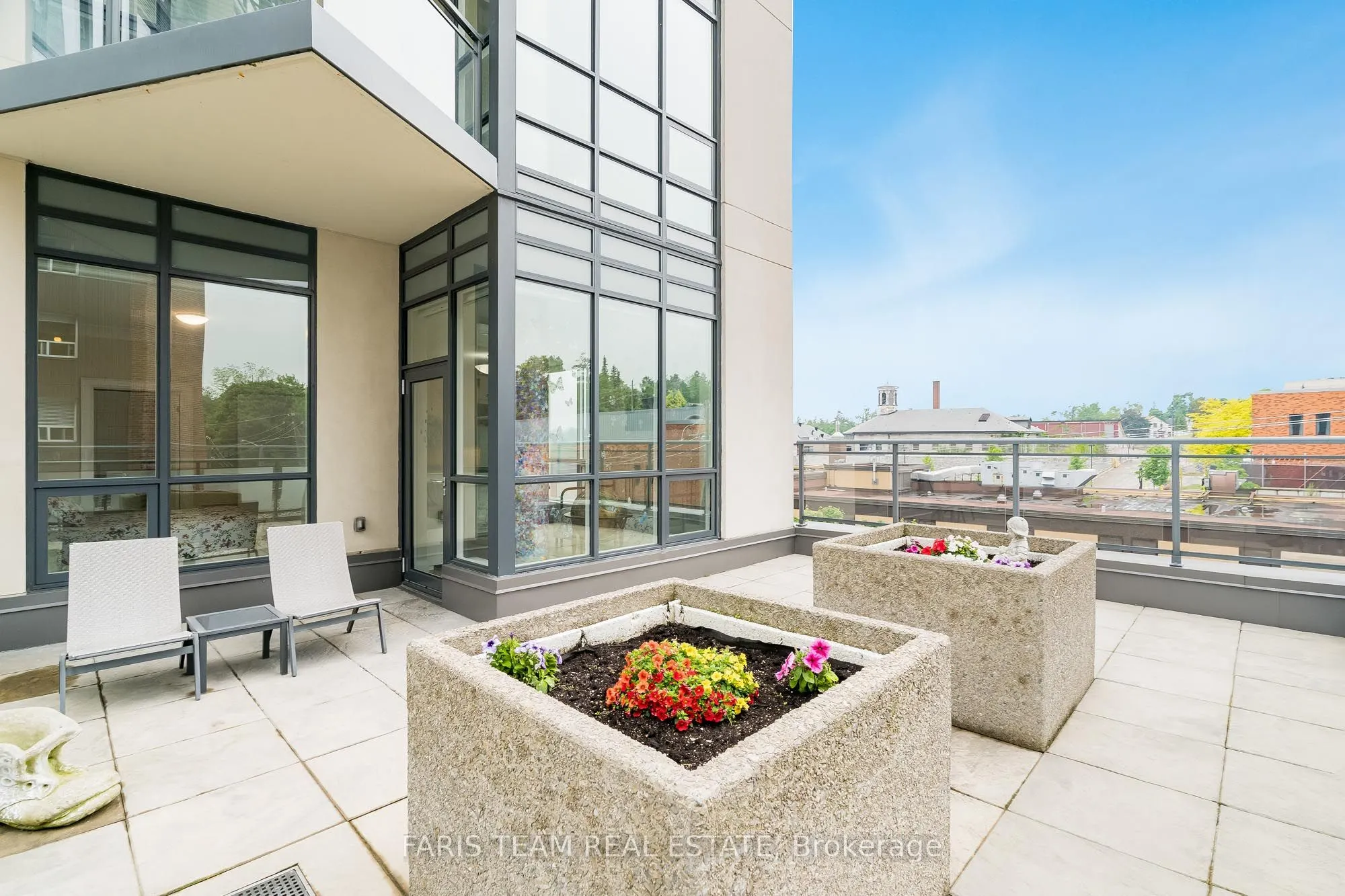 111 Worsley Street, #305