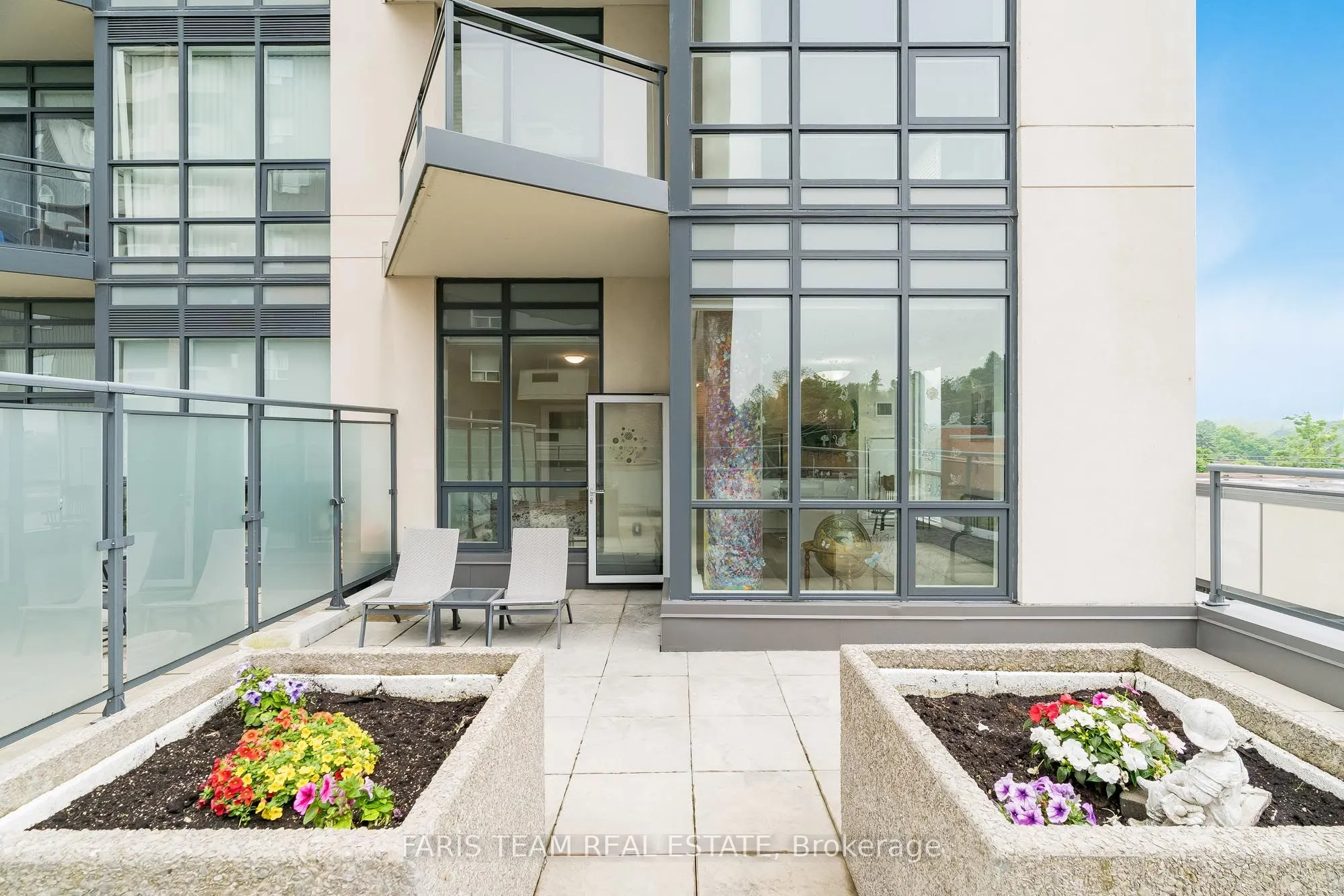 111 Worsley Street, #305