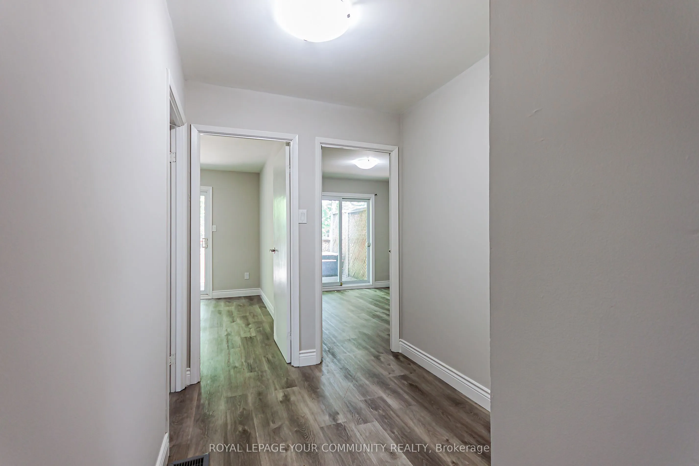 21 Ashdale Court