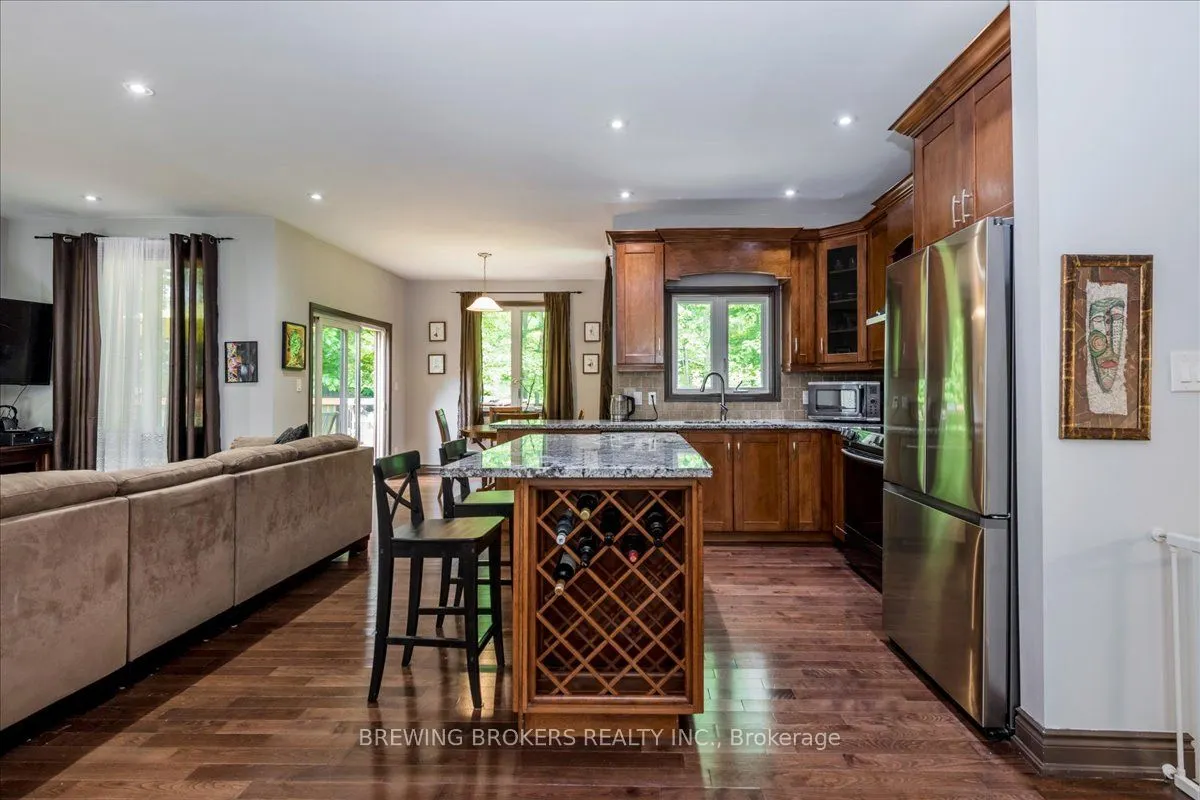 79 Forest Circle