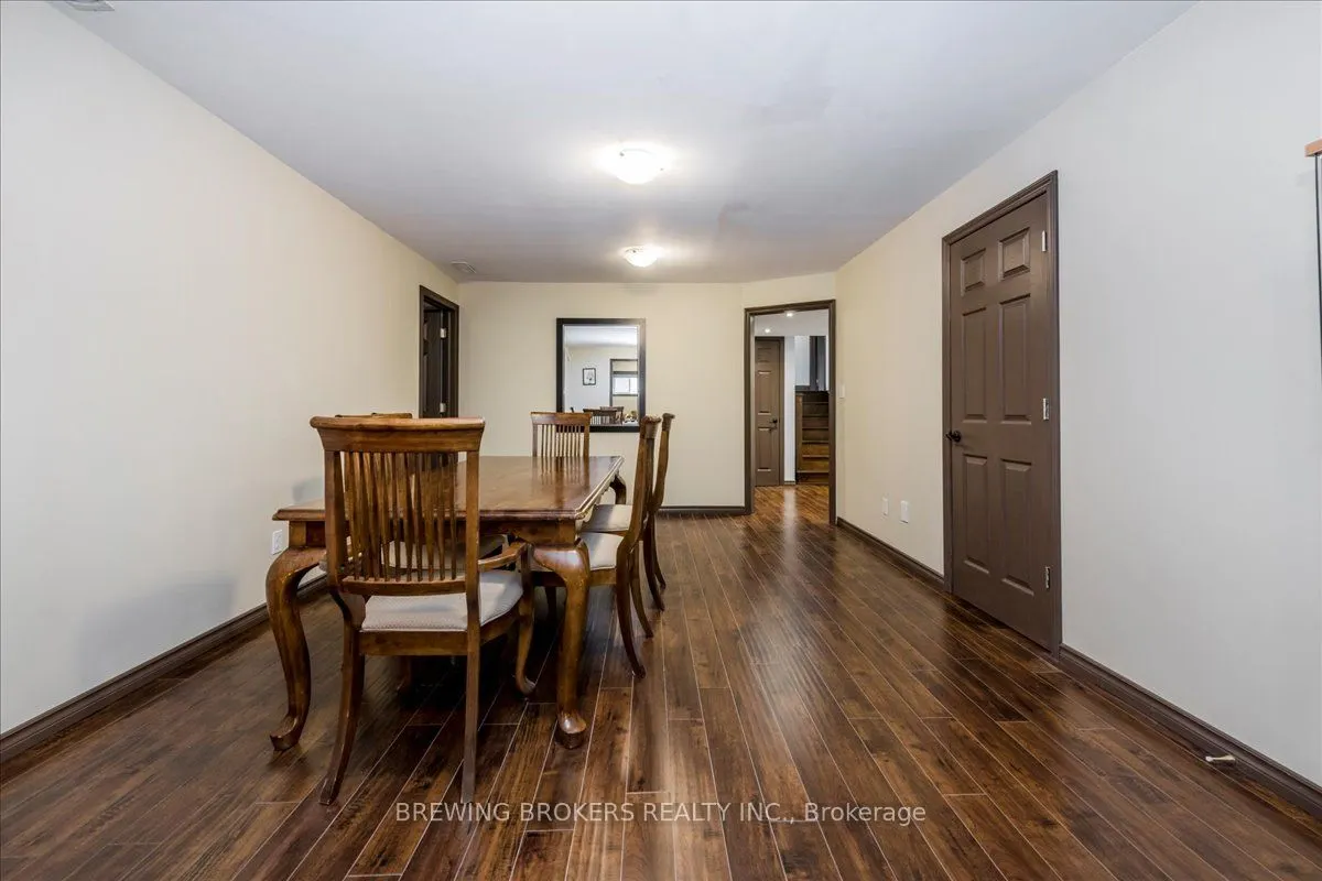 79 Forest Circle