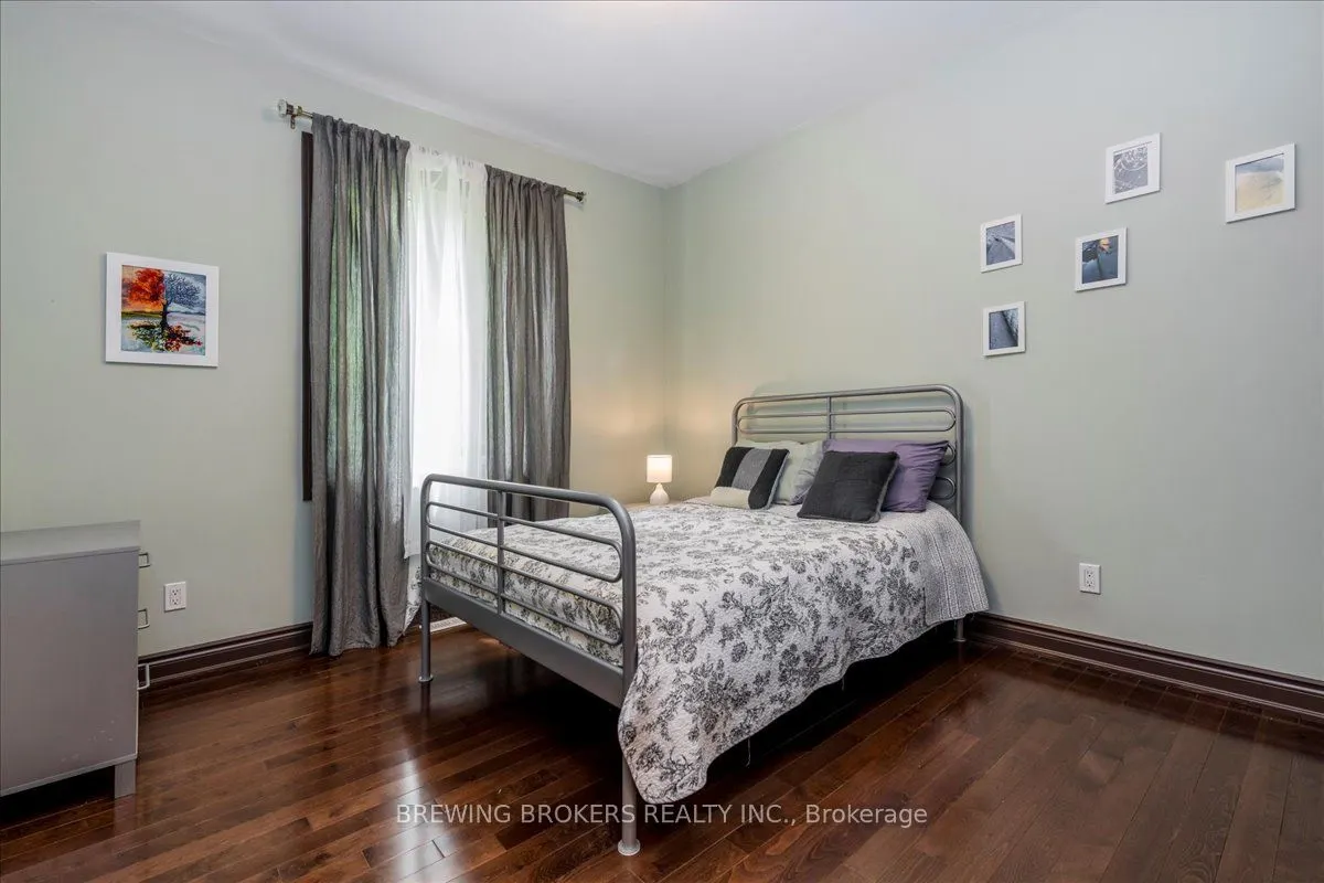 79 Forest Circle