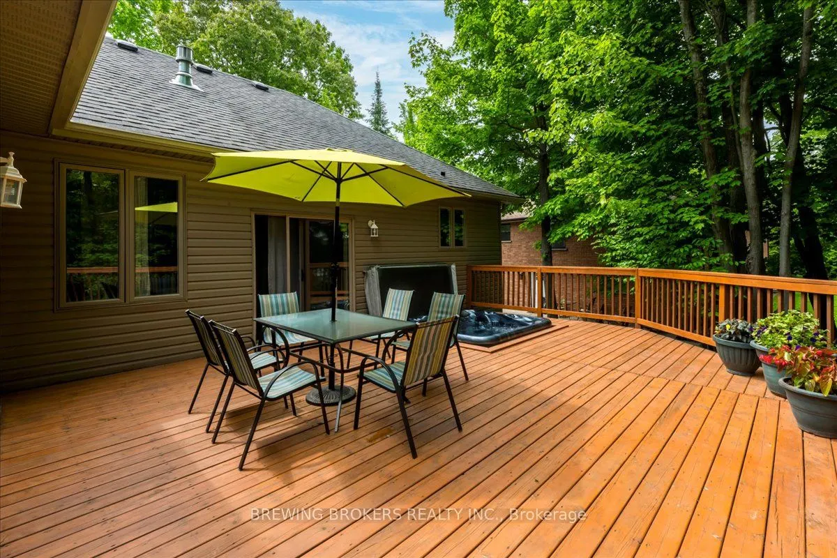 79 Forest Circle