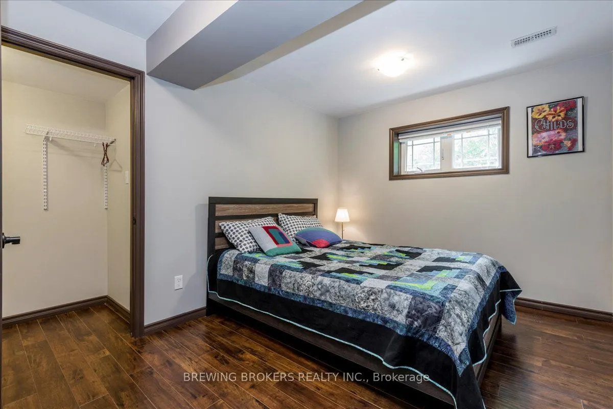 79 Forest Circle