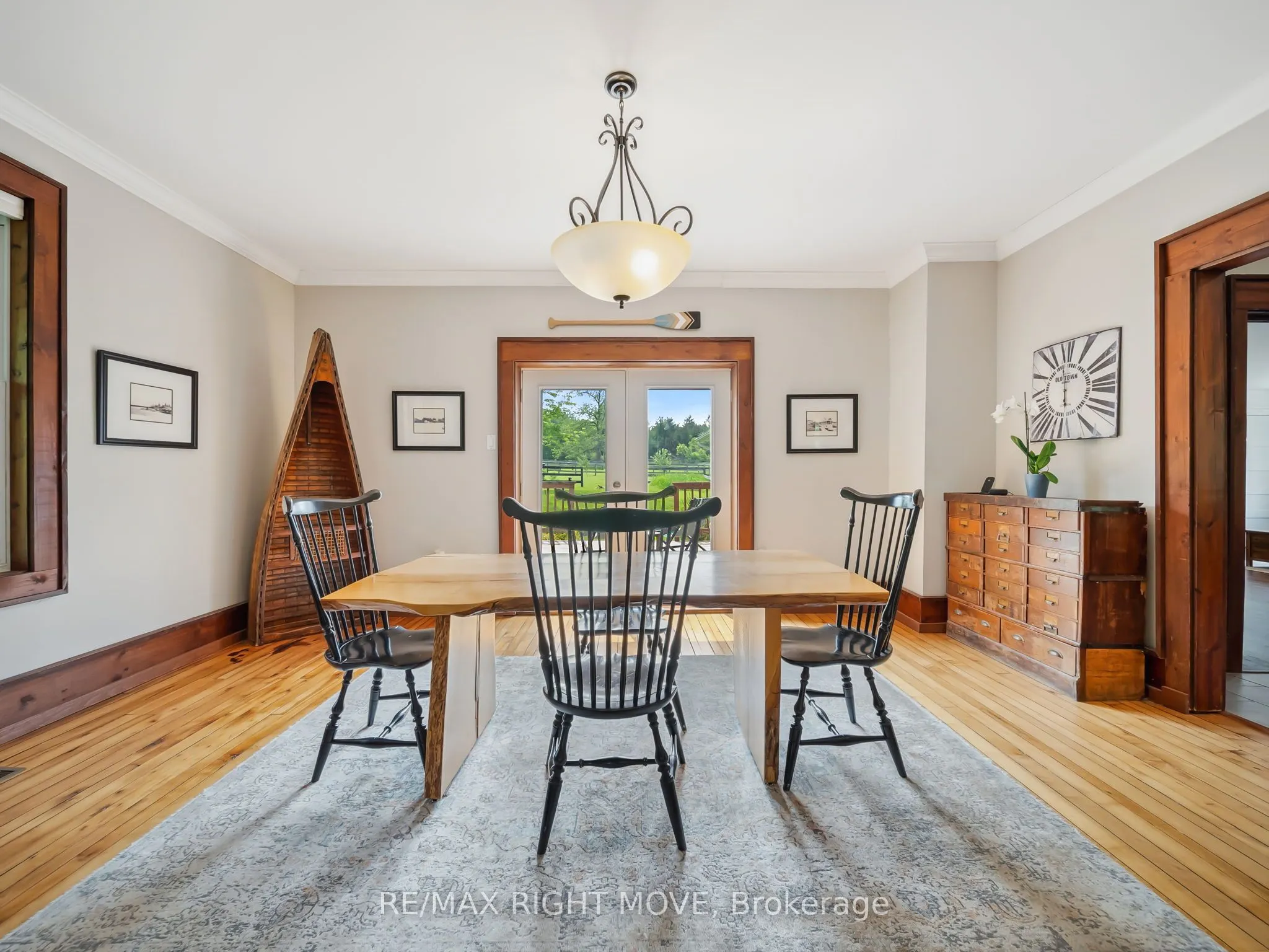 3062 Townline Rr5 Townline